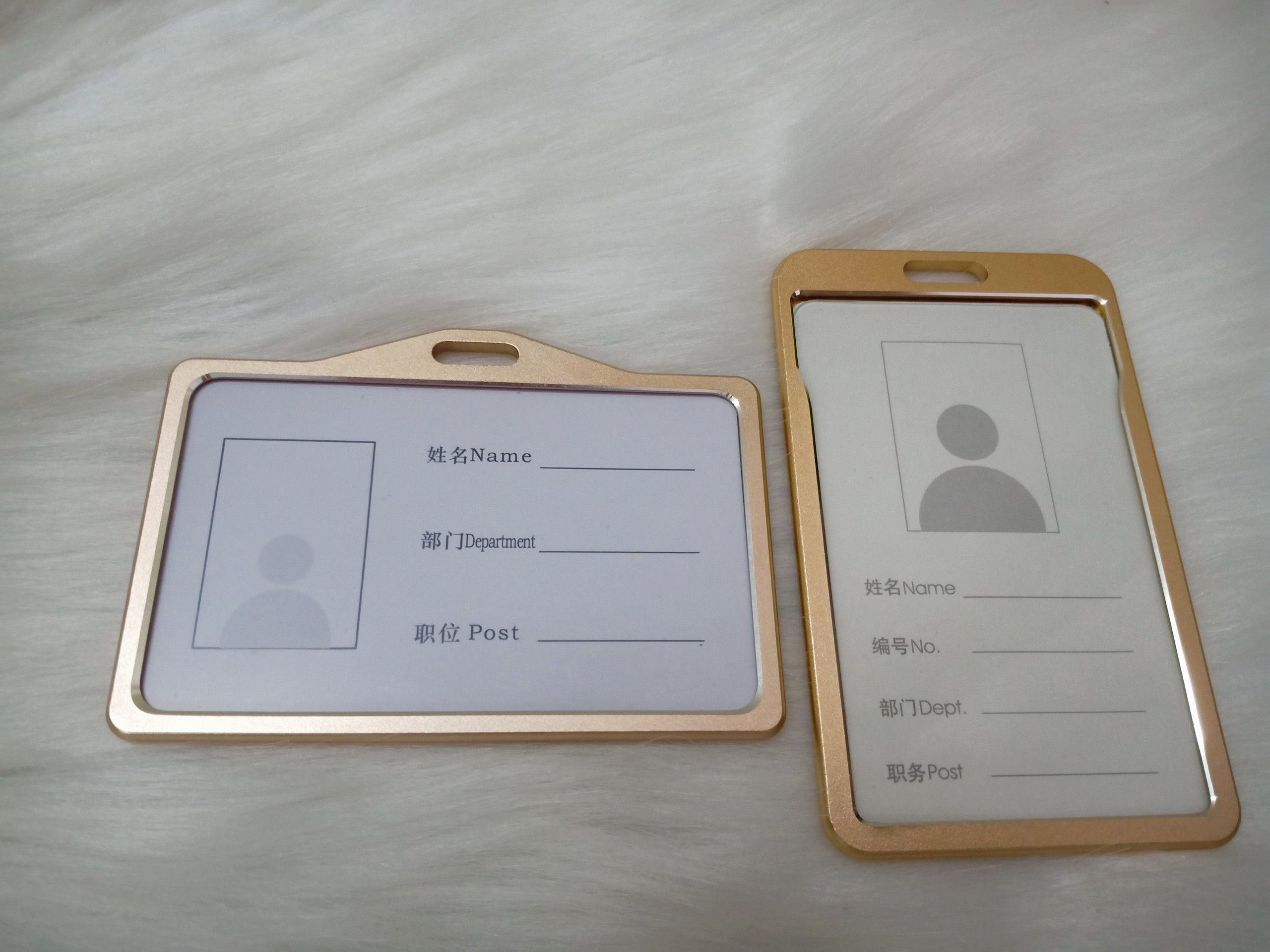 BAO ĐỰNG THẺ NHÔM