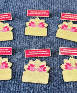 HUY HIỆU SẢN XUẤT THEO YÊU CẦU CAO CẤP 10 14 IMG 0897