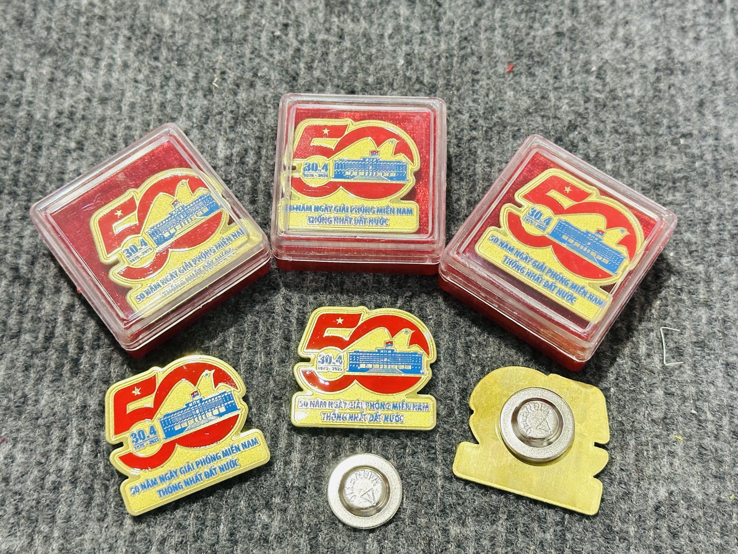 HUY HIỆU SẢN XUẤT THEO YÊU CẦU CAO CẤP 09 5 IMG 9913 scaled