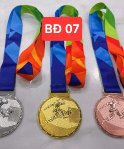 HUY CHƯƠNG THỂ THAO 05 9 z6607843670639 bee0cdd6f632baeb0a0a58ce9ded68b8