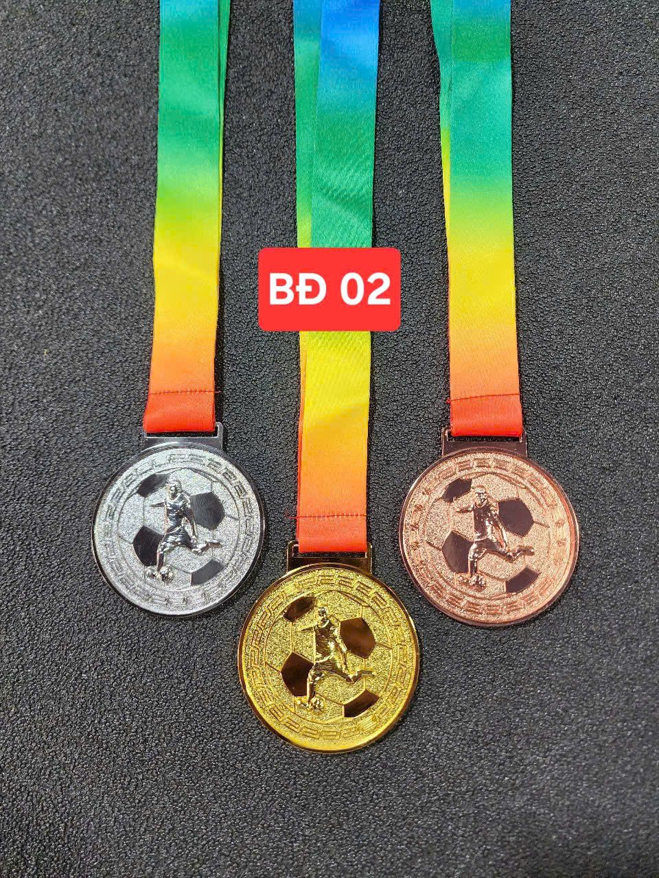 HUY CHƯƠNG THỂ THAO 05 6 z6607843689202 2064b30c4c97f1d1cc80114a44eef3aa