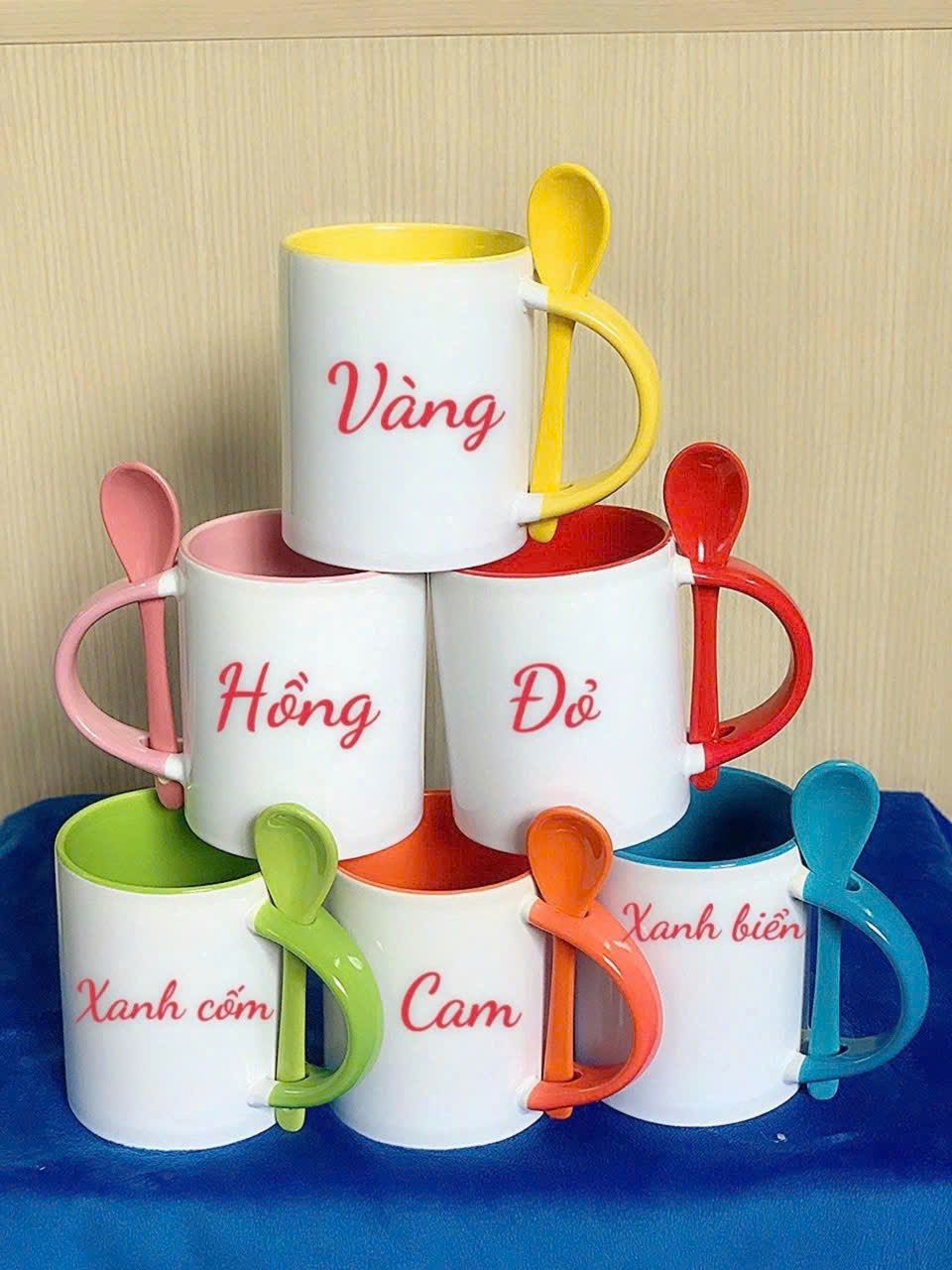 LY SỨ 05 1 z6803007017628 981b9b6668e310226fb5f8a5592ebc49