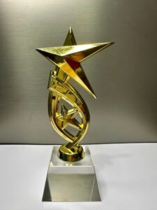 CÚP THỂ THAO 12 12 z6830227708217 b321009b9388f4e368f3758c045d8120