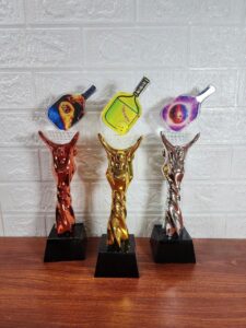 CÚP THỂ THAO 10 12 z6830227741760 52bb34e160234c7dbd5cddd8559035d0