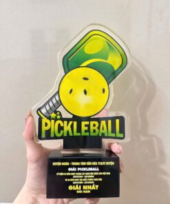 CÚP THỂ THAO 07 8 z6830227780238 ae36c9f6b4fe5d972d43de682ac9f2e3