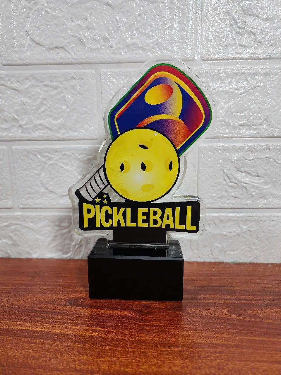 CÚP THỂ THAO 06 3 z6830227802302 c681e9d56a781d74d9061f5b4568f14f