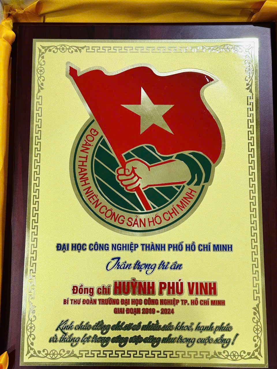 KỶ NIỆM CHƯƠNG ĂN MÒN CAO CẤP 01 5 z6871369574178 03465d7b34039439ed21bfd29dd776e1