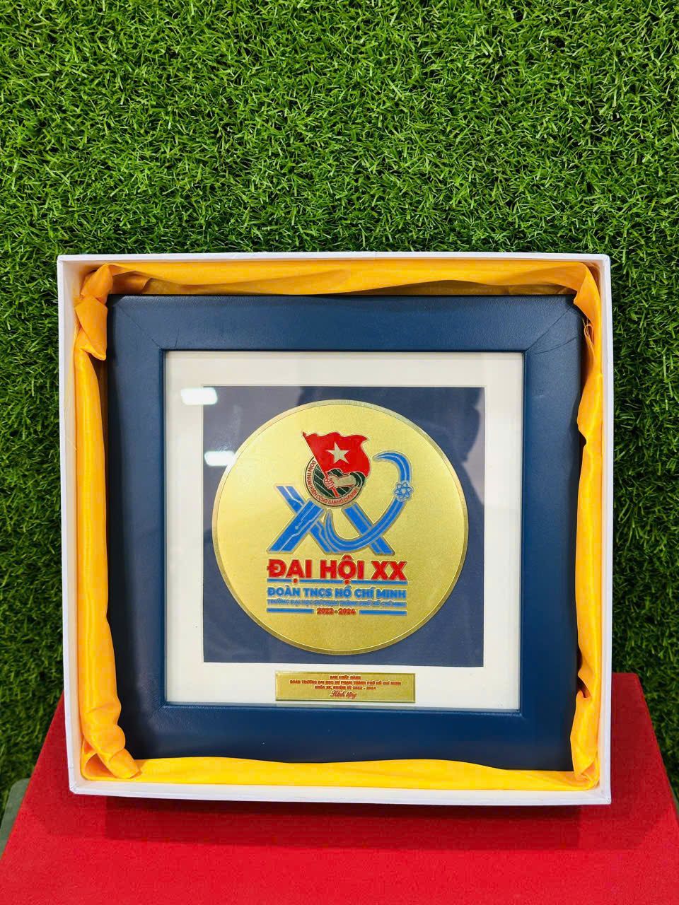 KỶ NIỆM CHƯƠNG ĂN MÒN CAO CẤP 02 1 z6871369744518 b381aff63d60b46262c0dd29d534141a