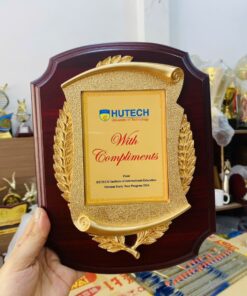 KỶ NIỆM CHƯƠNG GỖ ĐỒNG IN 01