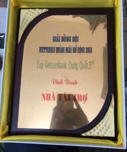 KỶ NIỆM CHƯƠNG GỖ ĐỒNG IN 03