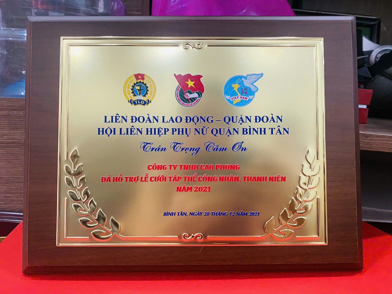 KỶ NIỆM CHƯƠNG ĂN MÒN CAO CẤP 04 4 z6871370225870 e92e1cf864721db70f6c1a473e15e2c6