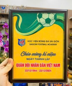 KỶ NIỆM CHƯƠNG GỖ ĐỒNG IN 06