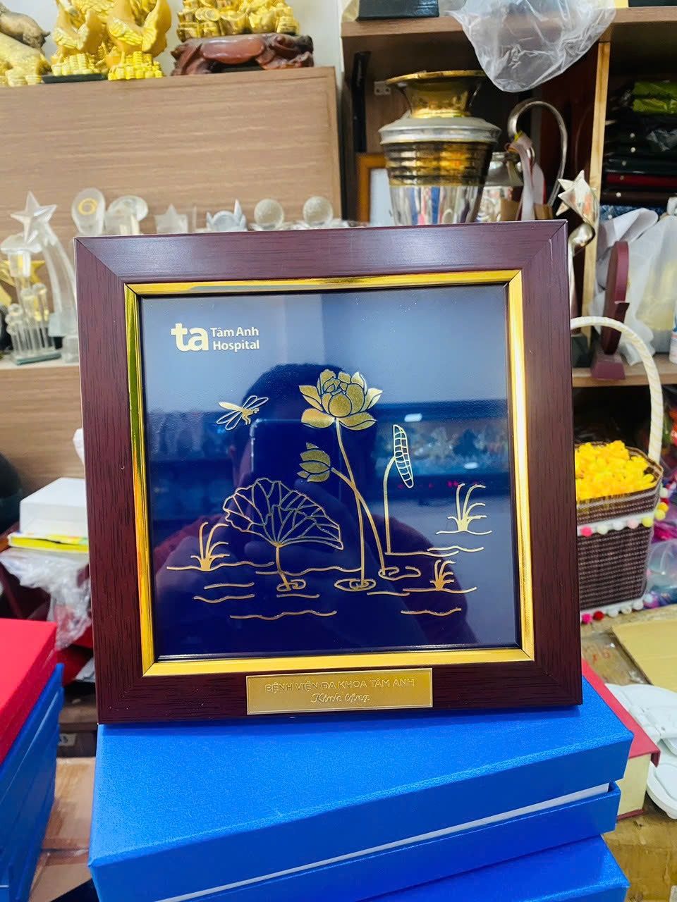 KỶ NIỆM CHƯƠNG ĂN MÒN CAO CẤP 06 3 z6871384697114 63c948ac2c415f02301cd9d82485f411