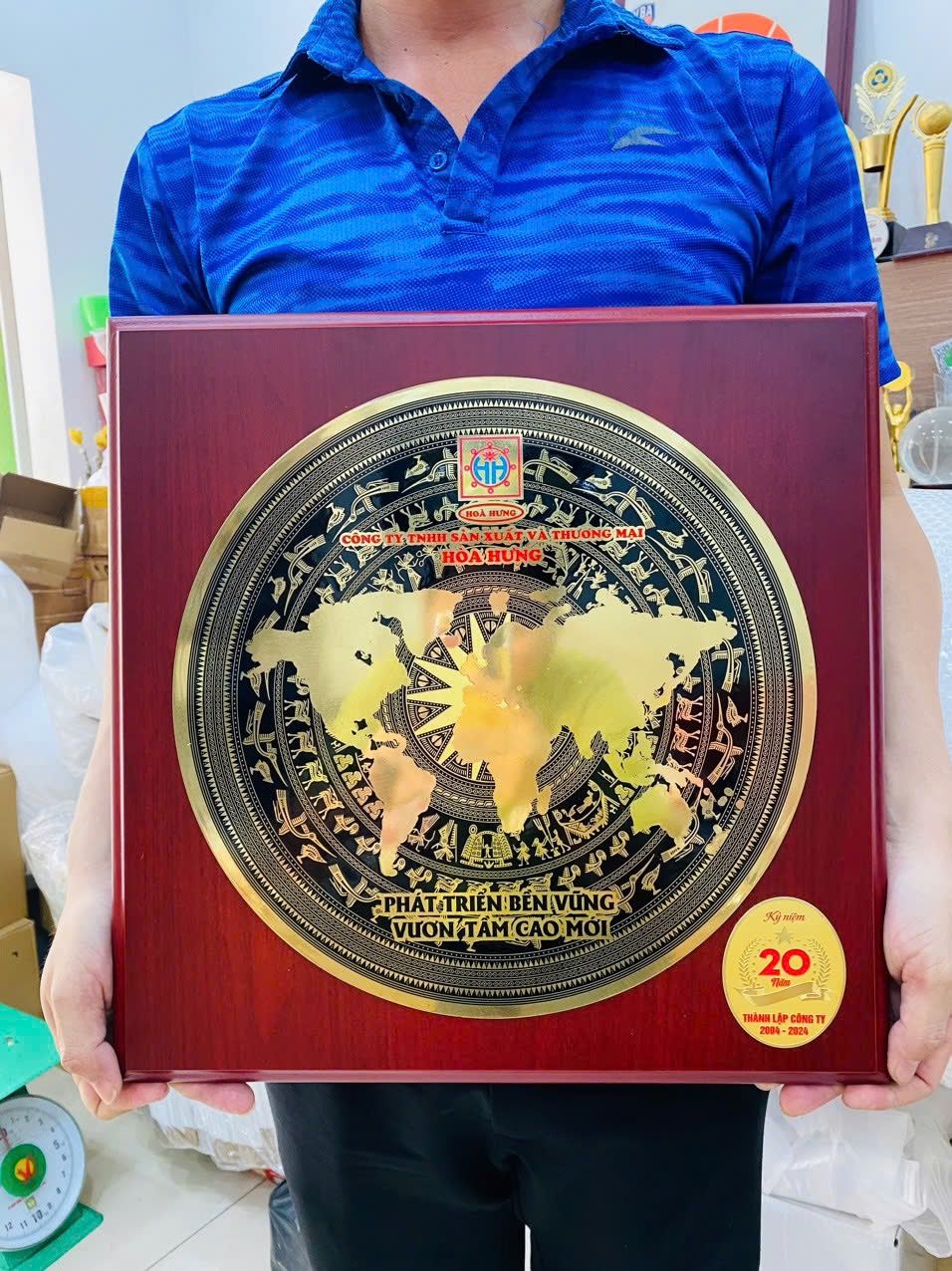 KỶ NIỆM CHƯƠNG ĂN MÒN CAO CẤP 06 4 z6871384707569 4d49c9eb870c35fe06bcd0412152bed4