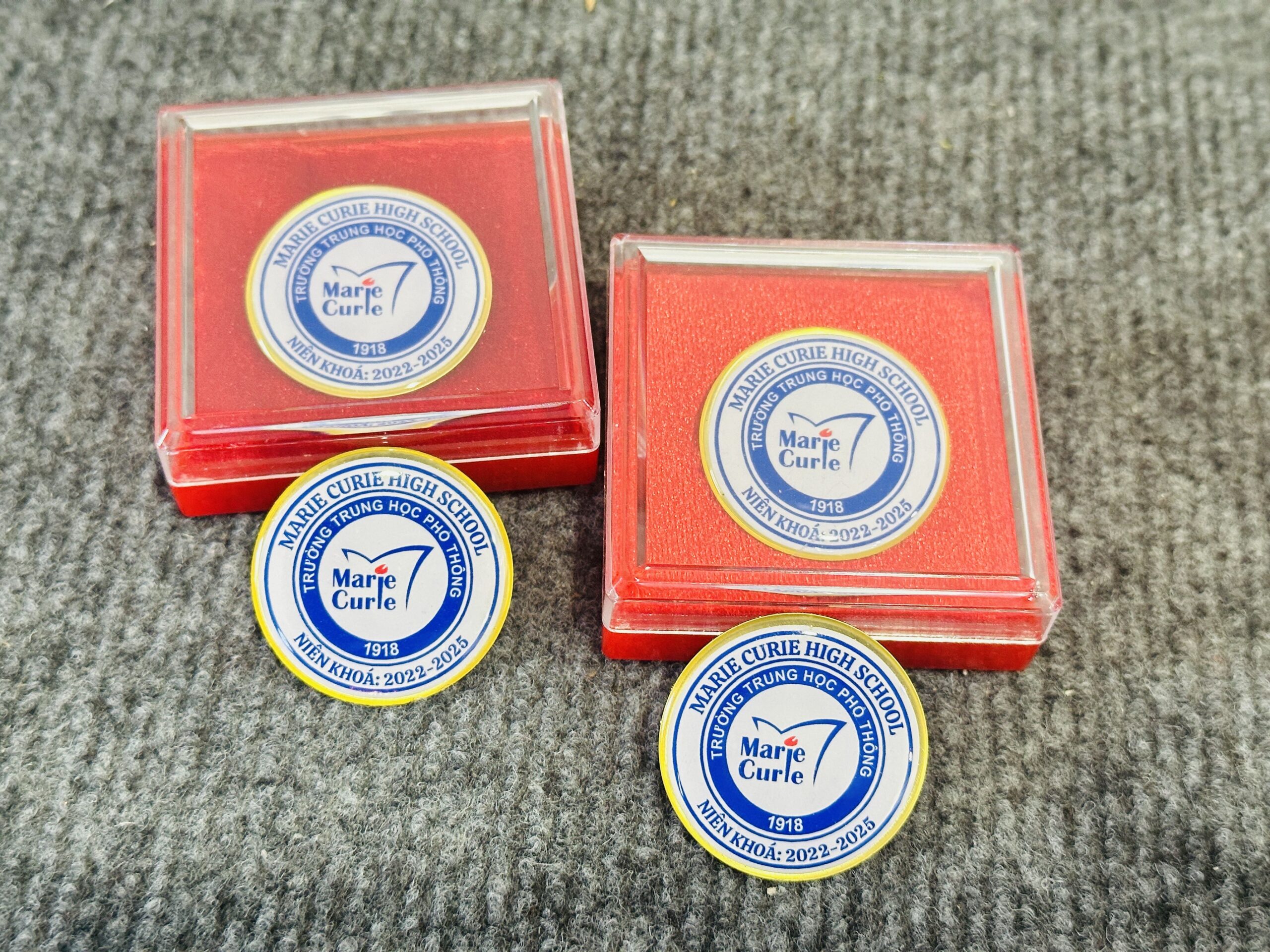 HUY HIỆU SẢN XUẤT THEO YÊU CẦU CAO CẤP 04 4 z6871546435235 8a9f2408cd59ef2f56ea609578b4f9c8 scaled