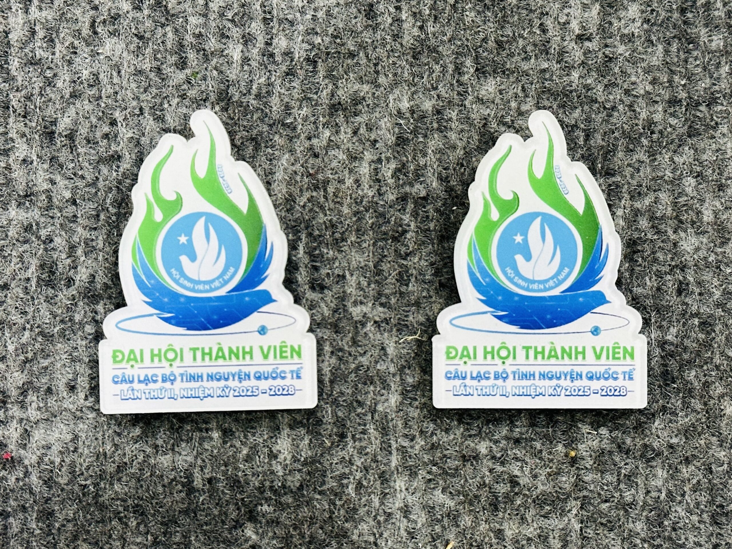 HUY HIỆU SẢN XUẤT THEO YÊU CẦU 02 7 z6871560506090 3b7068780c917e2d638c559636a5f504 scaled