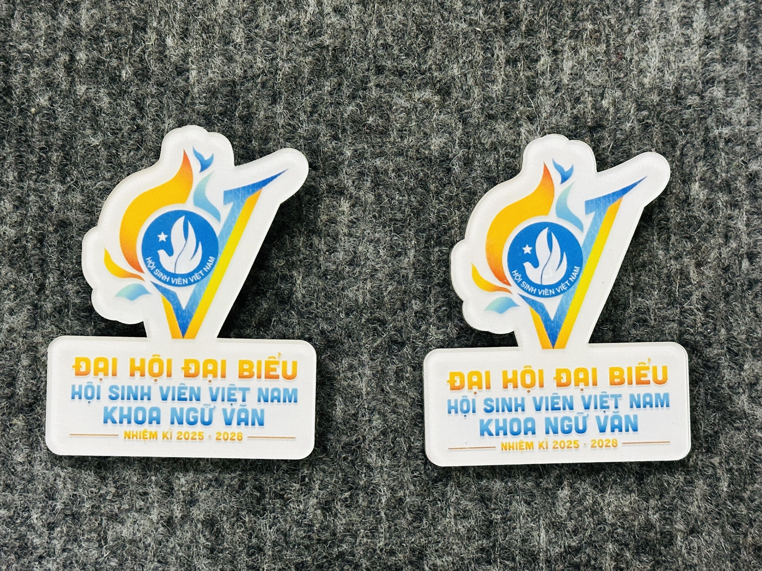 HUY HIỆU SẢN XUẤT THEO YÊU CẦU 02 1 z6871560572222 fc7265706afcea3f4d026fa88f267e74