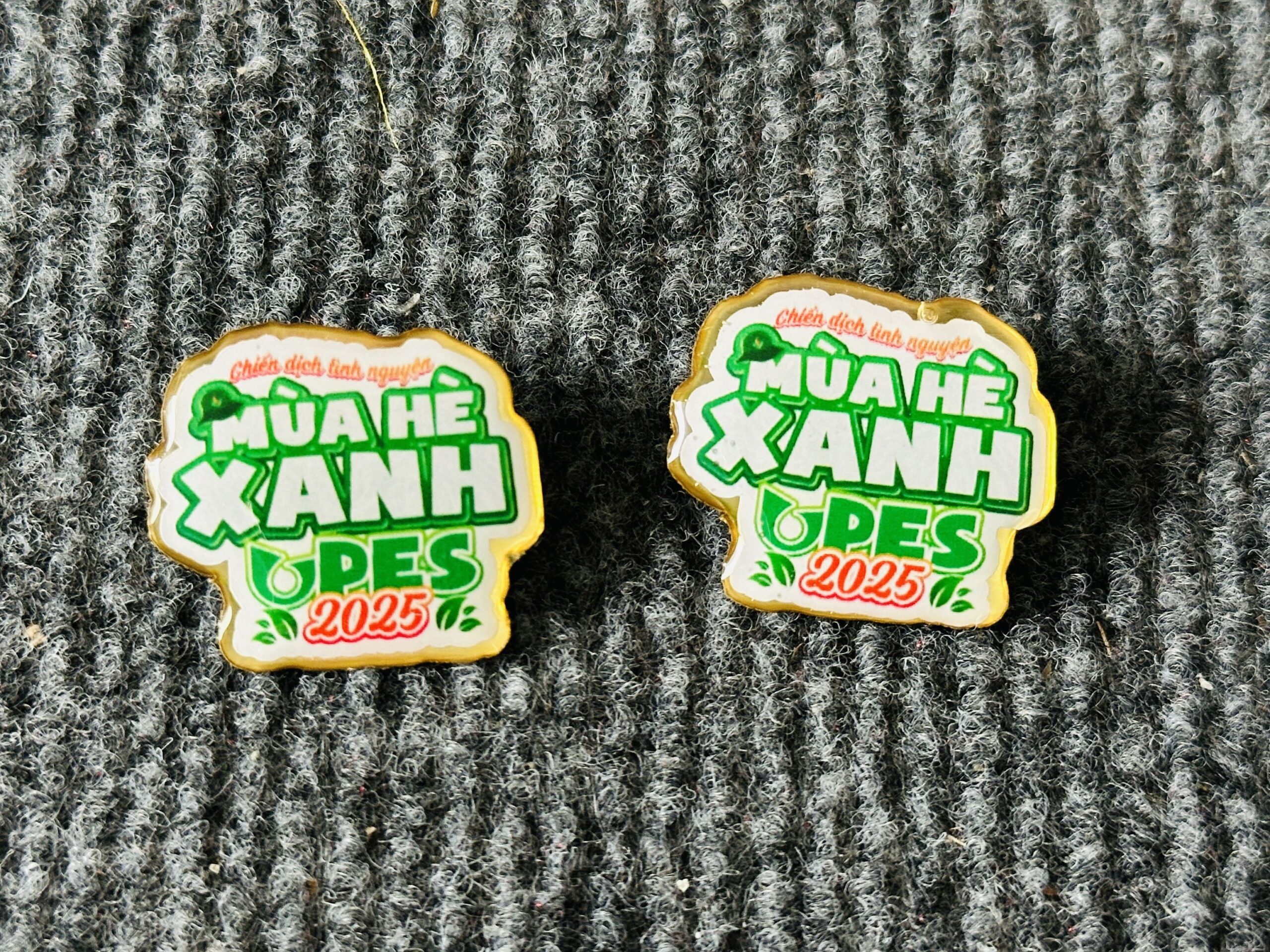 HUY HIỆU SẢN XUẤT THEO YÊU CẦU 01 2 z6871561191461 c2207b0e2e9a27414fc66b81a7a9d821 scaled