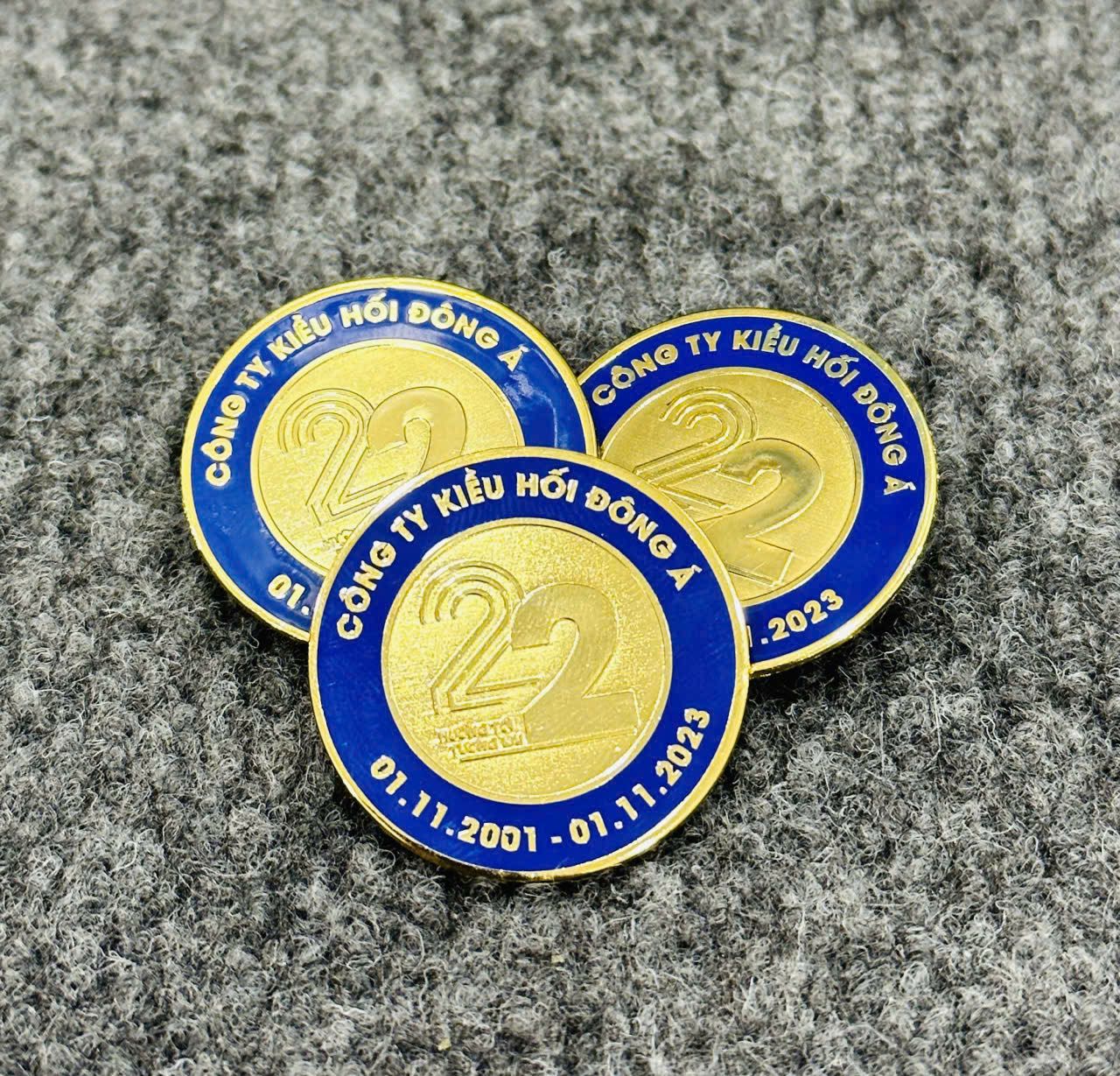 HUY HIỆU SẢN XUẤT THEO YÊU CẦU CAO CẤP 08 1 z6871571300970 54cc051ae572622c5e8e0953f681f031