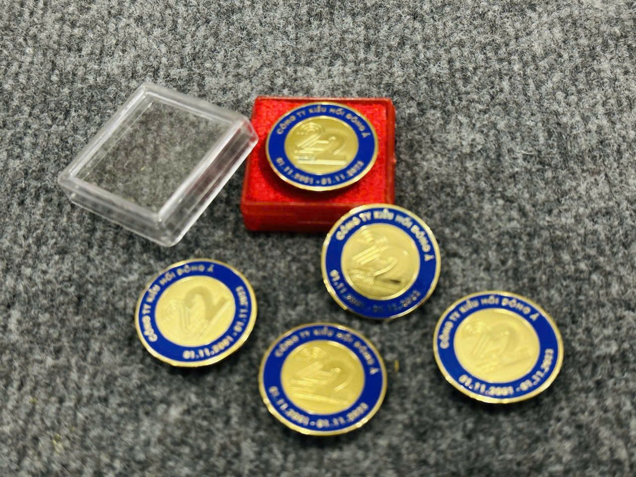 HUY HIỆU SẢN XUẤT THEO YÊU CẦU CAO CẤP 08 3 z6871571358297 61c5f27e272374d2aca9c30884a24f09