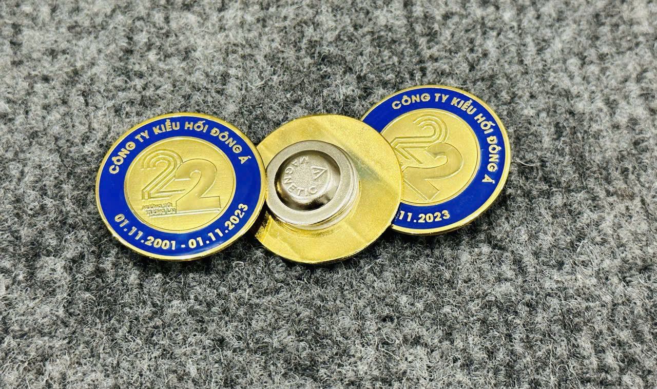 HUY HIỆU SẢN XUẤT THEO YÊU CẦU CAO CẤP 08 6 z6871571359003 3099e2a57592d77fd37169d8353a0af0