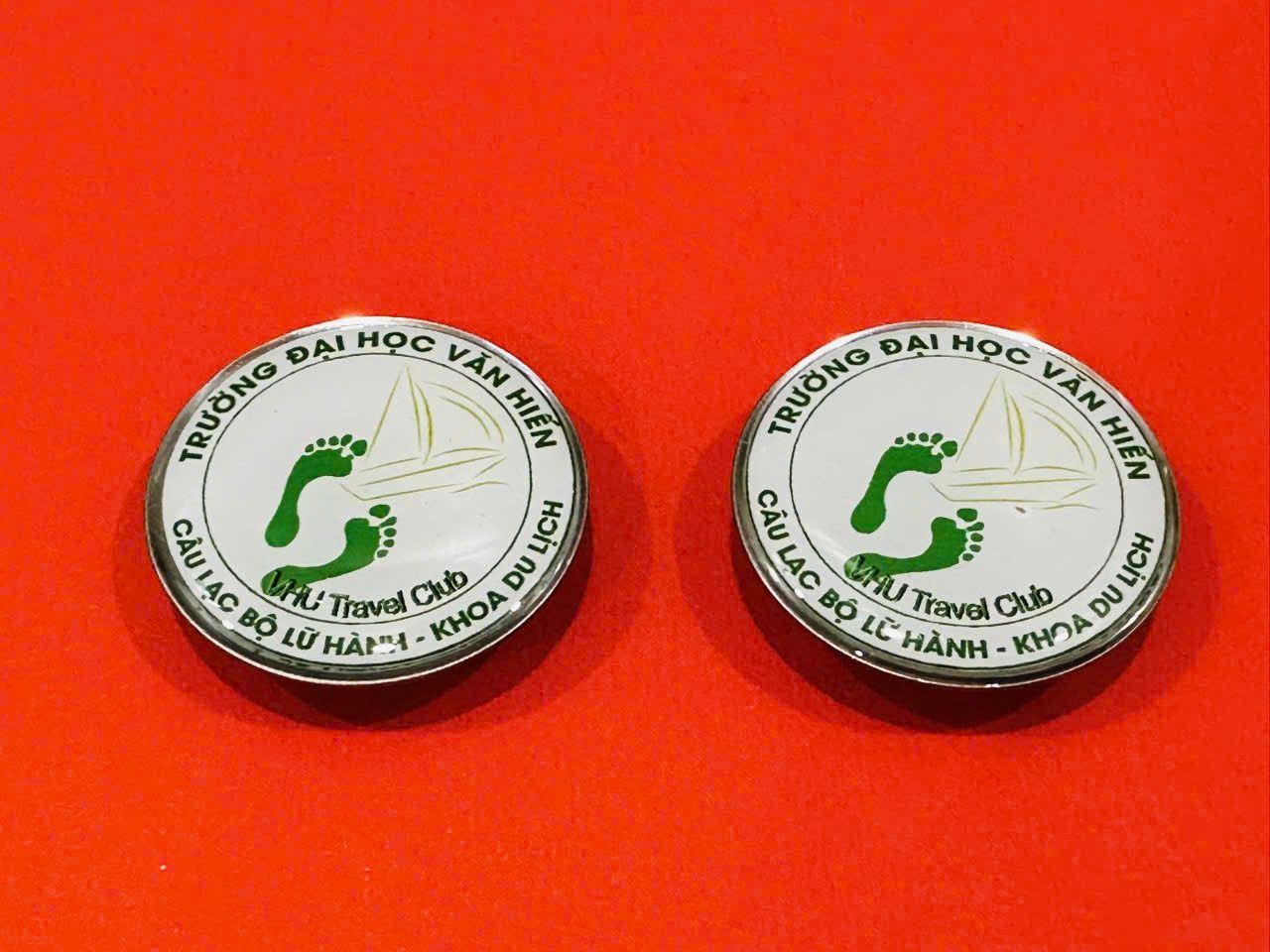 HUY HIỆU SẢN XUẤT THEO YÊU CẦU CAO CẤP 02 4 z6871571560674 2fc22ca104685993ff5dc1bd7b2f1cf5