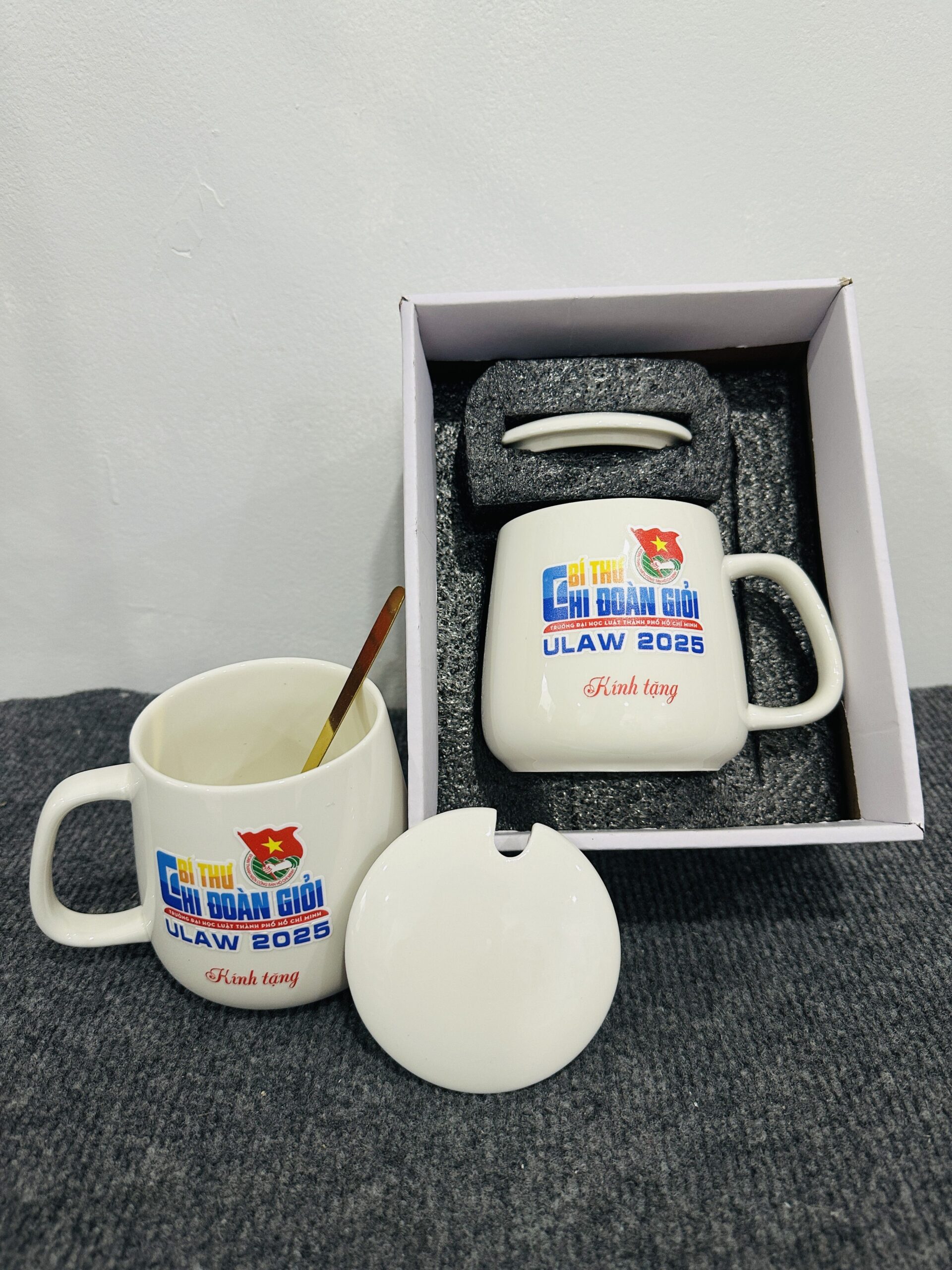 LY SỨ 03 5 z6871585711048 22dd7ea3241ee14ca4e04add1724dd97 scaled