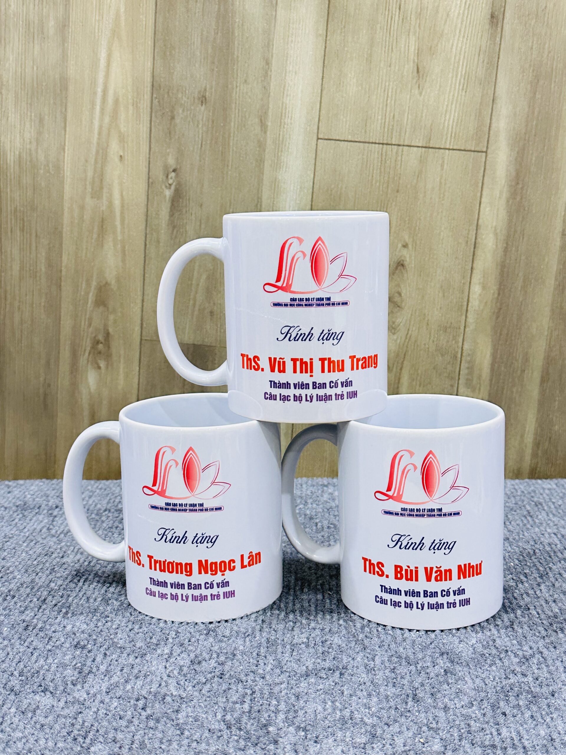 LY SỨ 01 4 z6871588233239 8213b248170551f8a85d28c9521a2b5a scaled