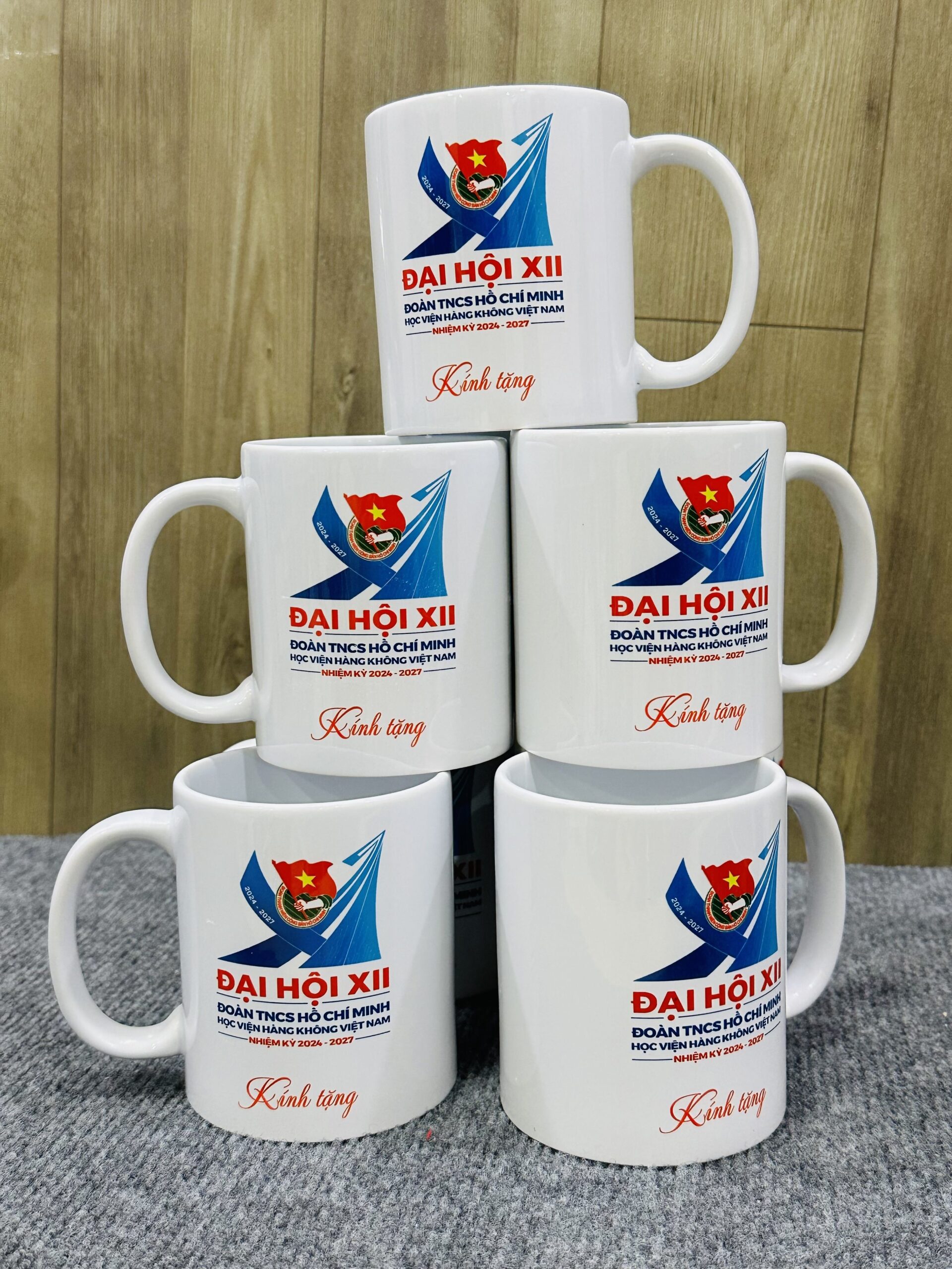 LY SỨ 12 1 z6871588637890 65ffca233a7a1d21e8e65fe918662a23 scaled