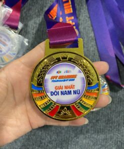 HUY CHƯƠNG THỂ THAO 02 6 z6871606716294 9886a46ecff59f4b0b5cfb0354dcf827