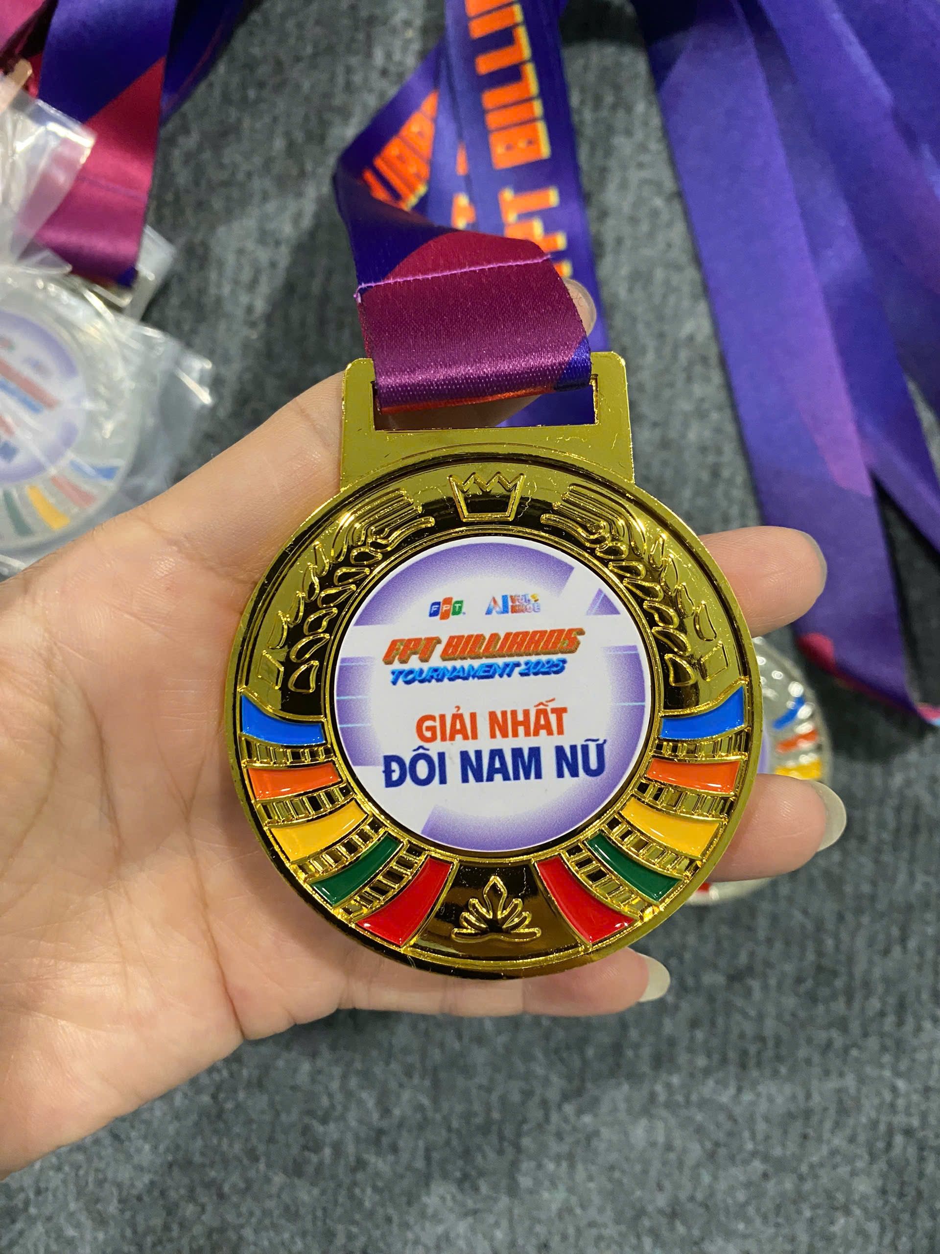 HUY CHƯƠNG THỂ THAO 02 2 z6871606716294 9886a46ecff59f4b0b5cfb0354dcf827