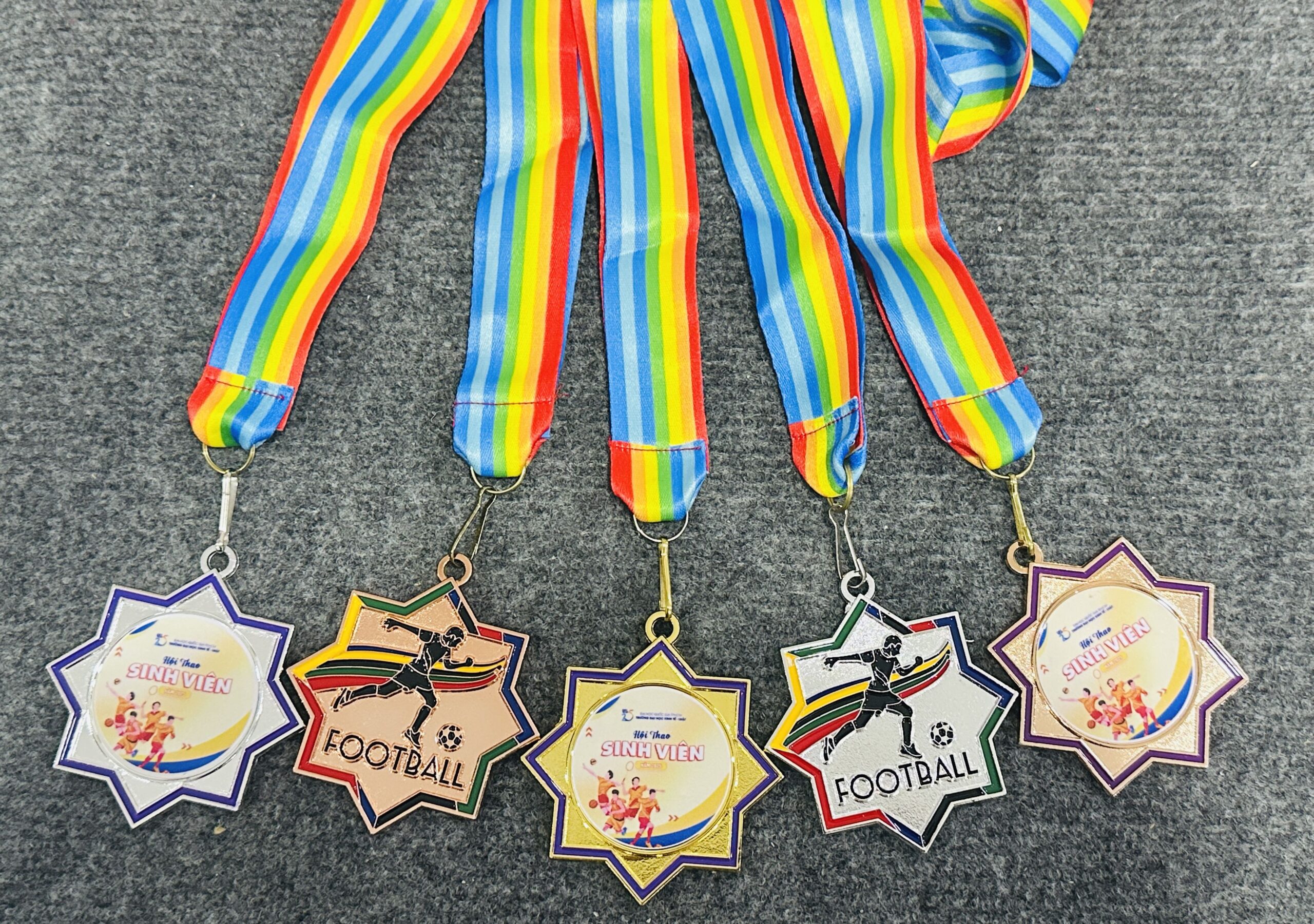 HUY CHƯƠNG THỂ THAO 01 5 z6871641643039 56d8b62bc532359f162e7c61c3272951 scaled