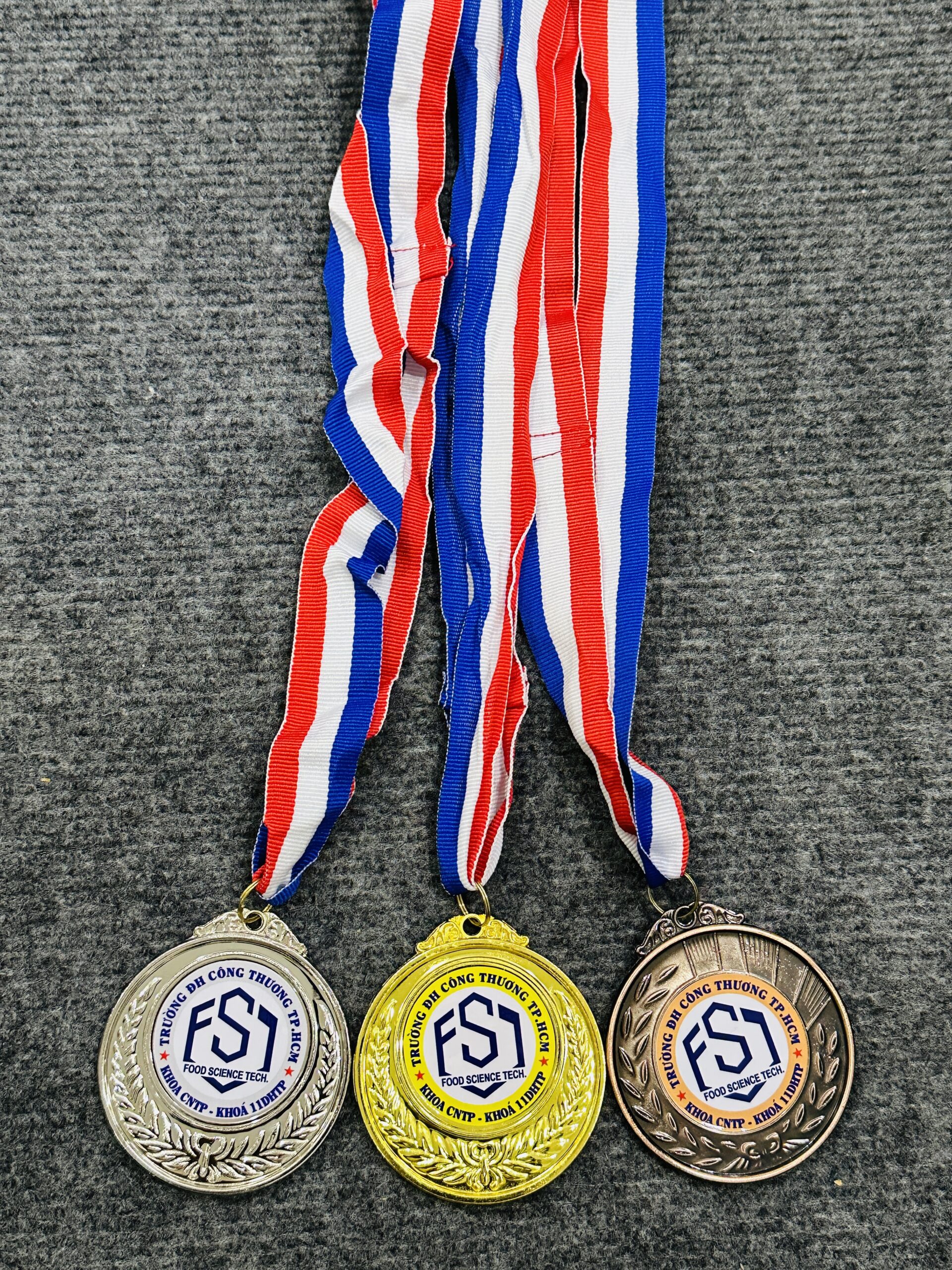 HUY CHƯƠNG THỂ THAO 09 4 z6871641745039 438ef5f1df76d0f91689aac636263639 scaled