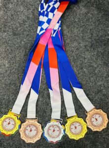 HUY CHƯƠNG THỂ THAO 11 10 z6871641776459 4dc53b518ff042ac5718e5e7a5030d03