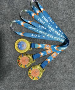 HUY CHƯƠNG THỂ THAO 08 9 z6871641857585 15cde7d53743c9087a1d629528c9689b