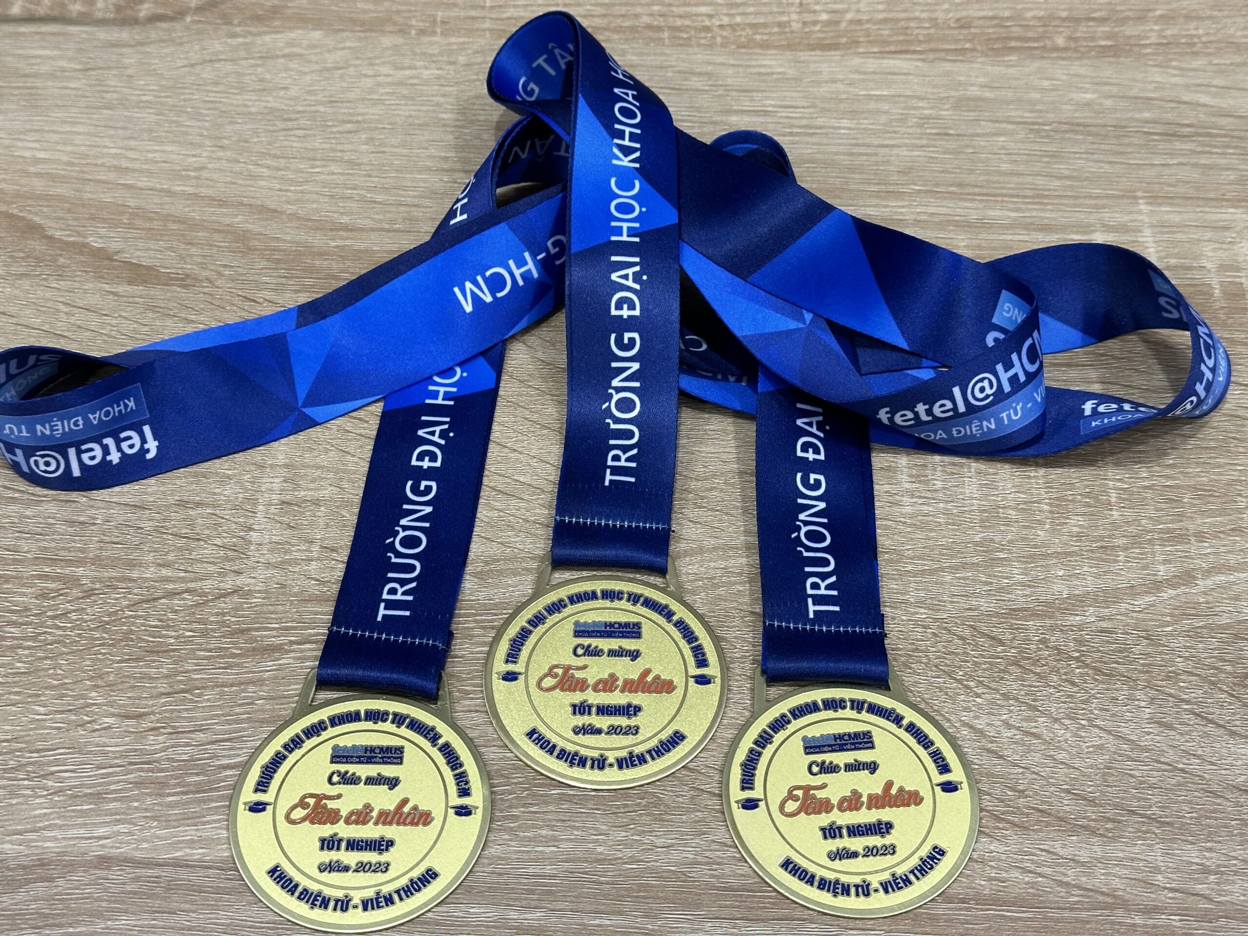 HUY CHƯƠNG ĂN MÒN 07 1 z6871641889565 932e5c4ed445070af76096ba51fb7350 scaled