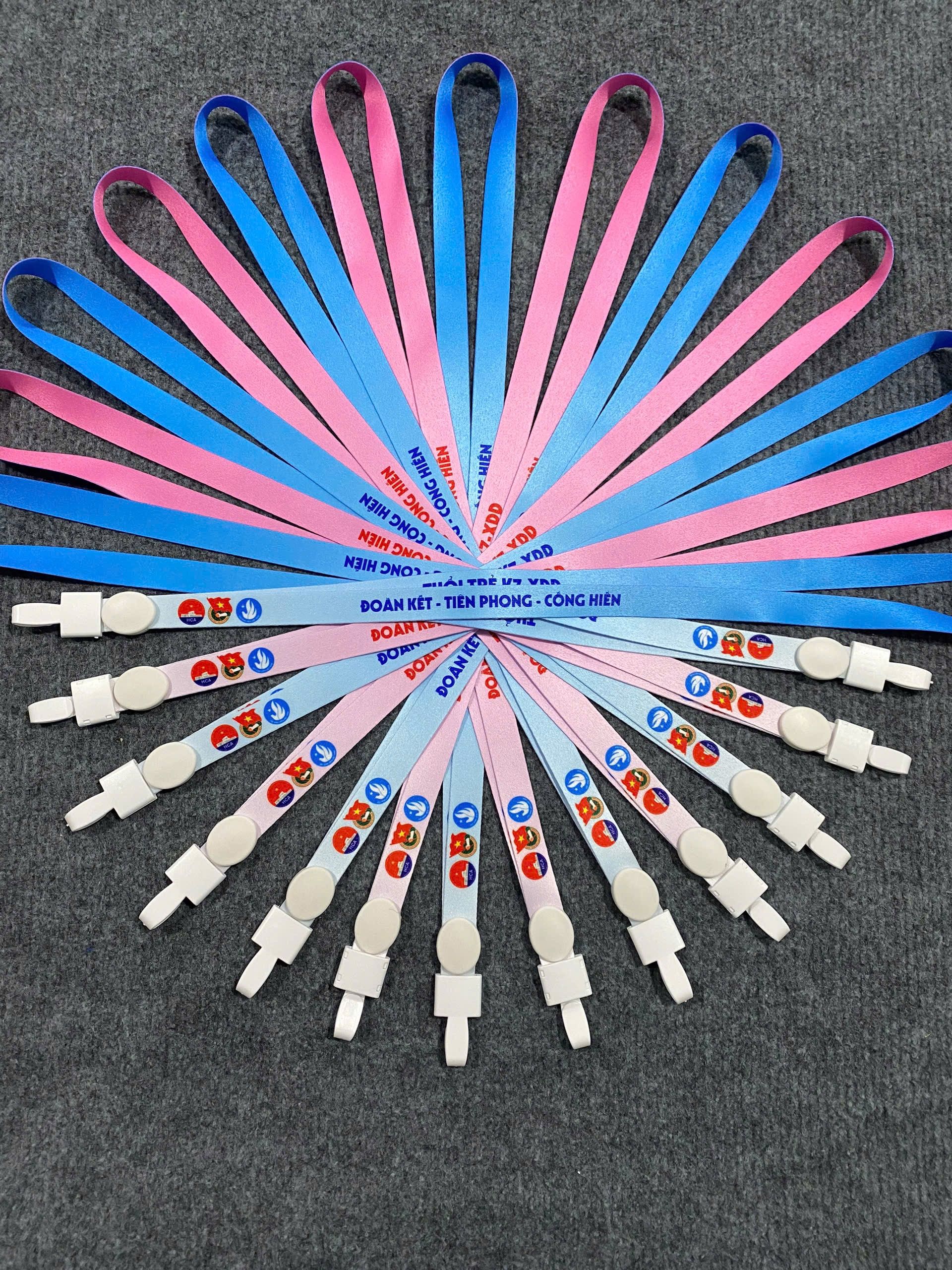 DÂY ĐEO THẺ - THIẾT KẾ THEO YÊU CẦU 09 5 z6871704598101 f6671c98f3b9c438d8f6e39857dcecd2