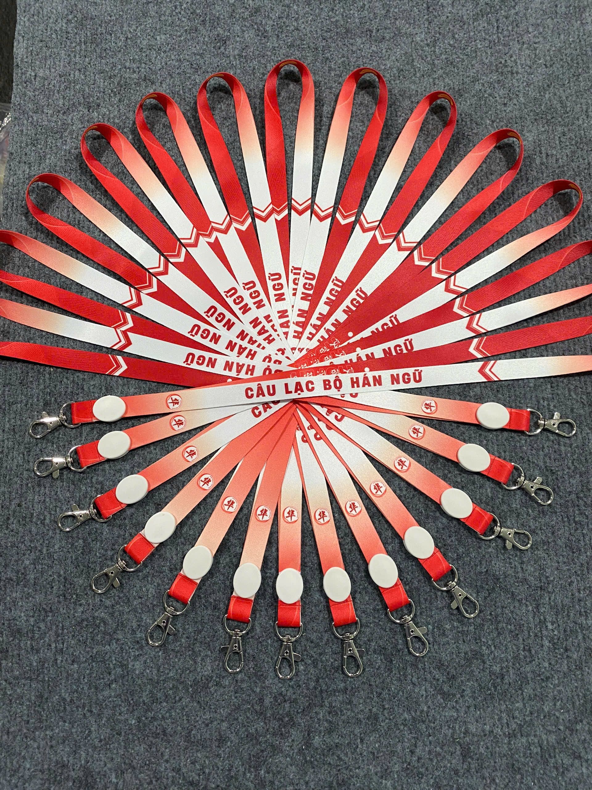 DÂY ĐEO THẺ - THIẾT KẾ THEO YÊU CẦU 11 6 z6871704663785 d66bffcba7d28aa2a48e76447e60639e