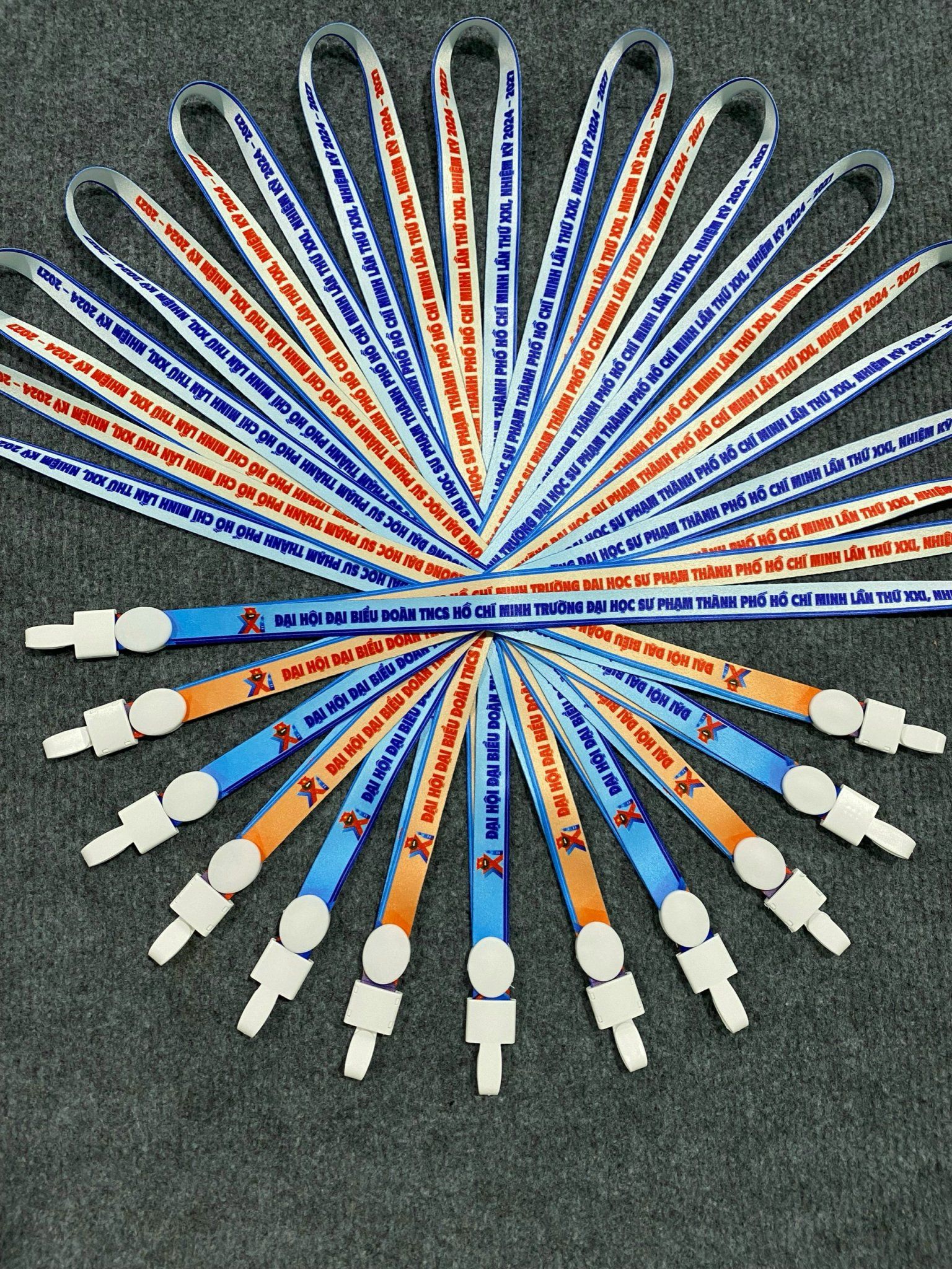 DÂY ĐEO THẺ - THIẾT KẾ THEO YÊU CẦU 13 4 z6871704699101 cae02e86780cfc3729ac57ae53203207