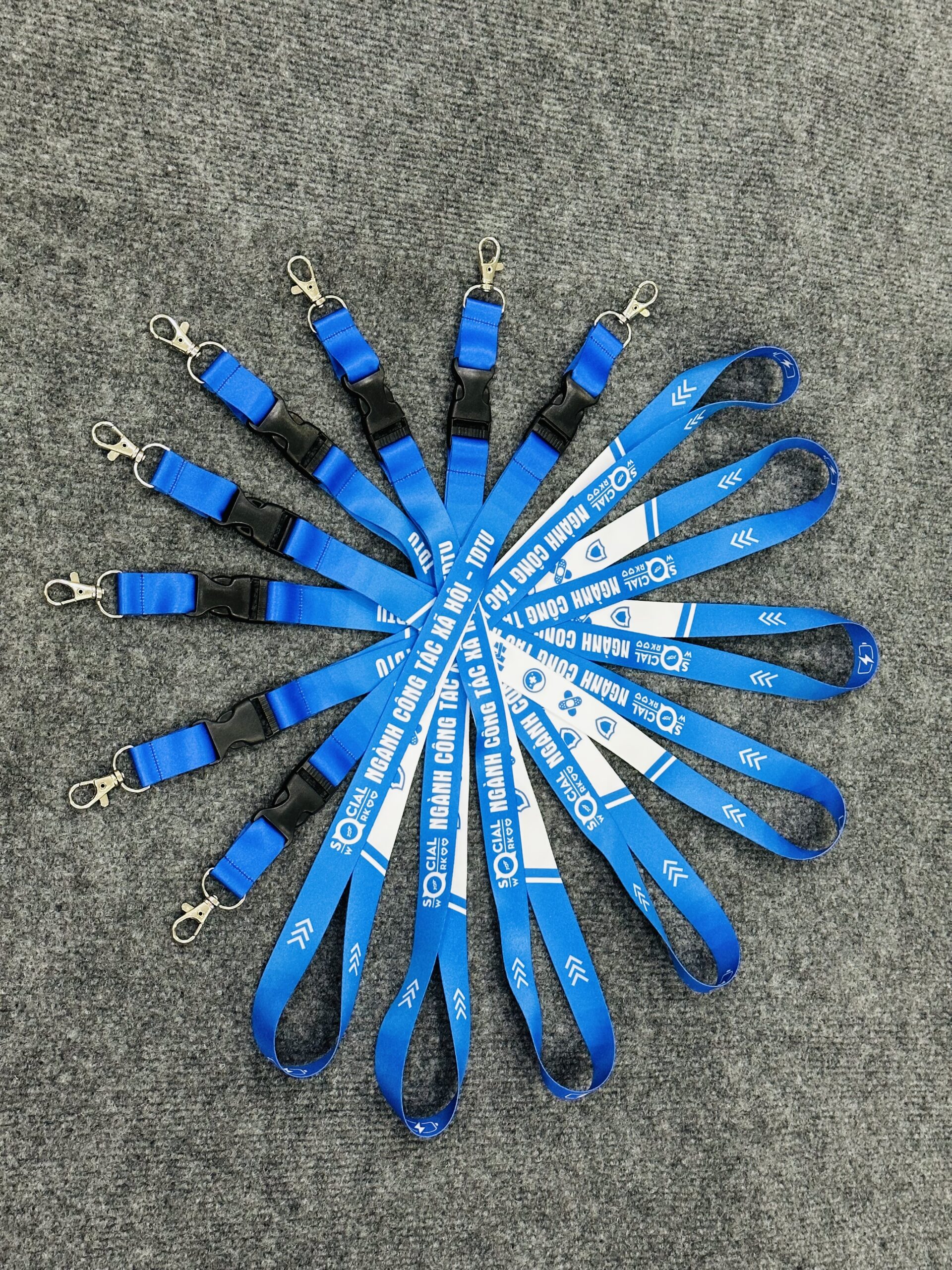 DÂY ĐEO THẺ - THIẾT KẾ THEO YÊU CẦU 13 6 z6871704742167 2999af9367c70c7797226398c6ed4d30 scaled