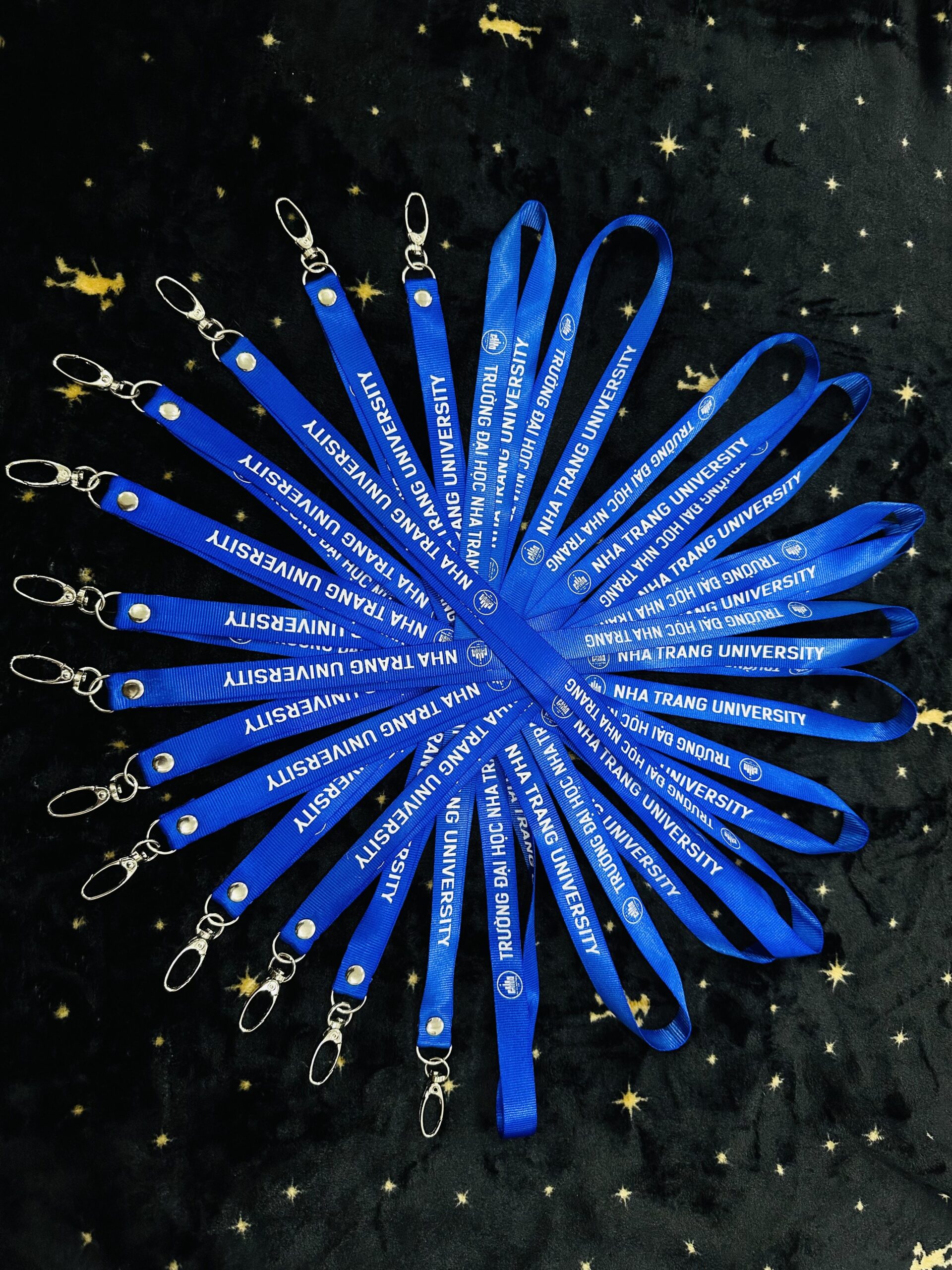 DÂY ĐEO THẺ - THIẾT KẾ THEO YÊU CẦU 02 6 z6871707784965 f7be1de8bd40faa640e765d2400dbc1f scaled