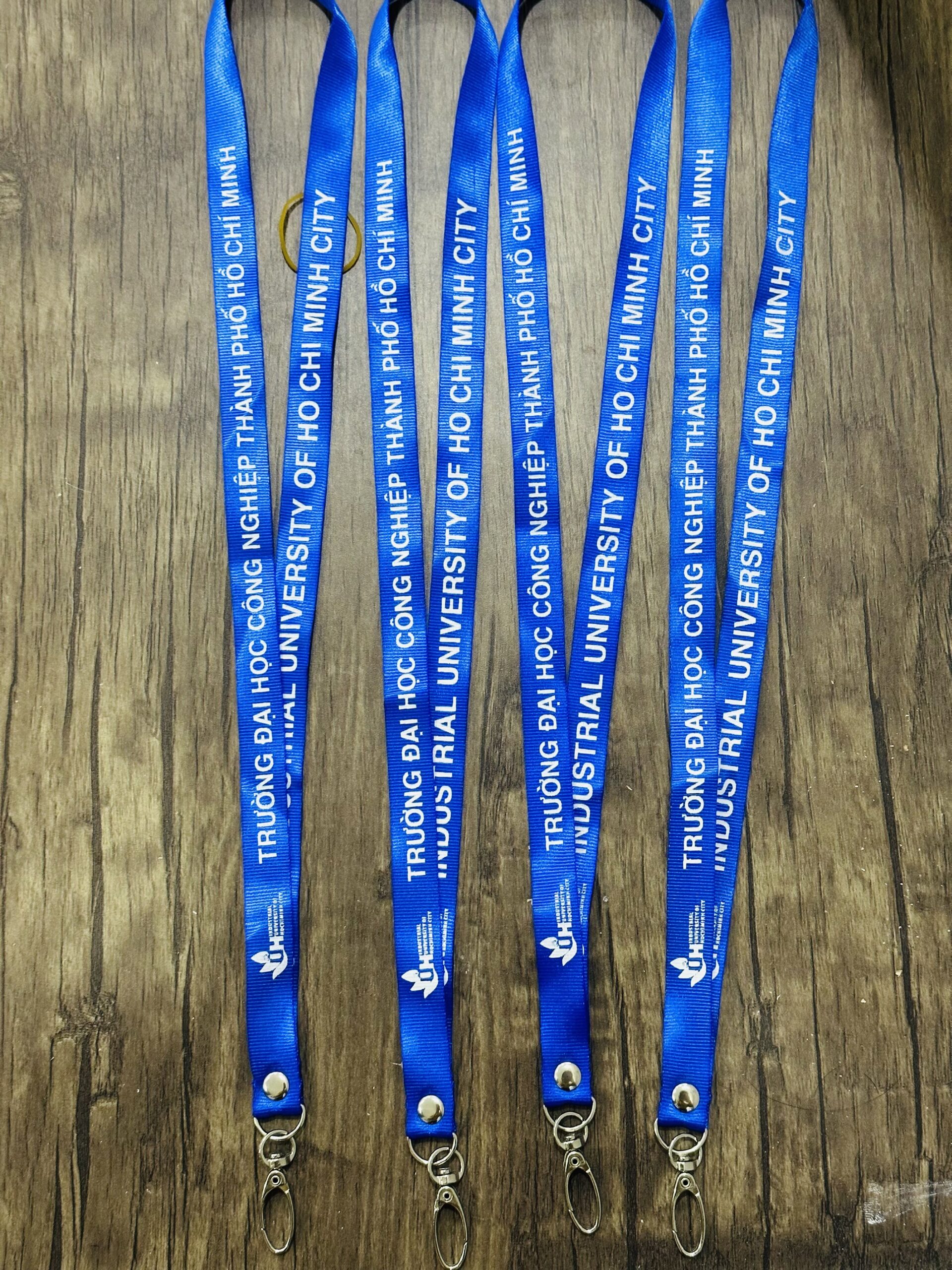 DÂY ĐEO THẺ - THIẾT KẾ THEO YÊU CẦU 03 6 z6871707803639 008b109a2eb1508a4dcc4685e8d931a3 scaled
