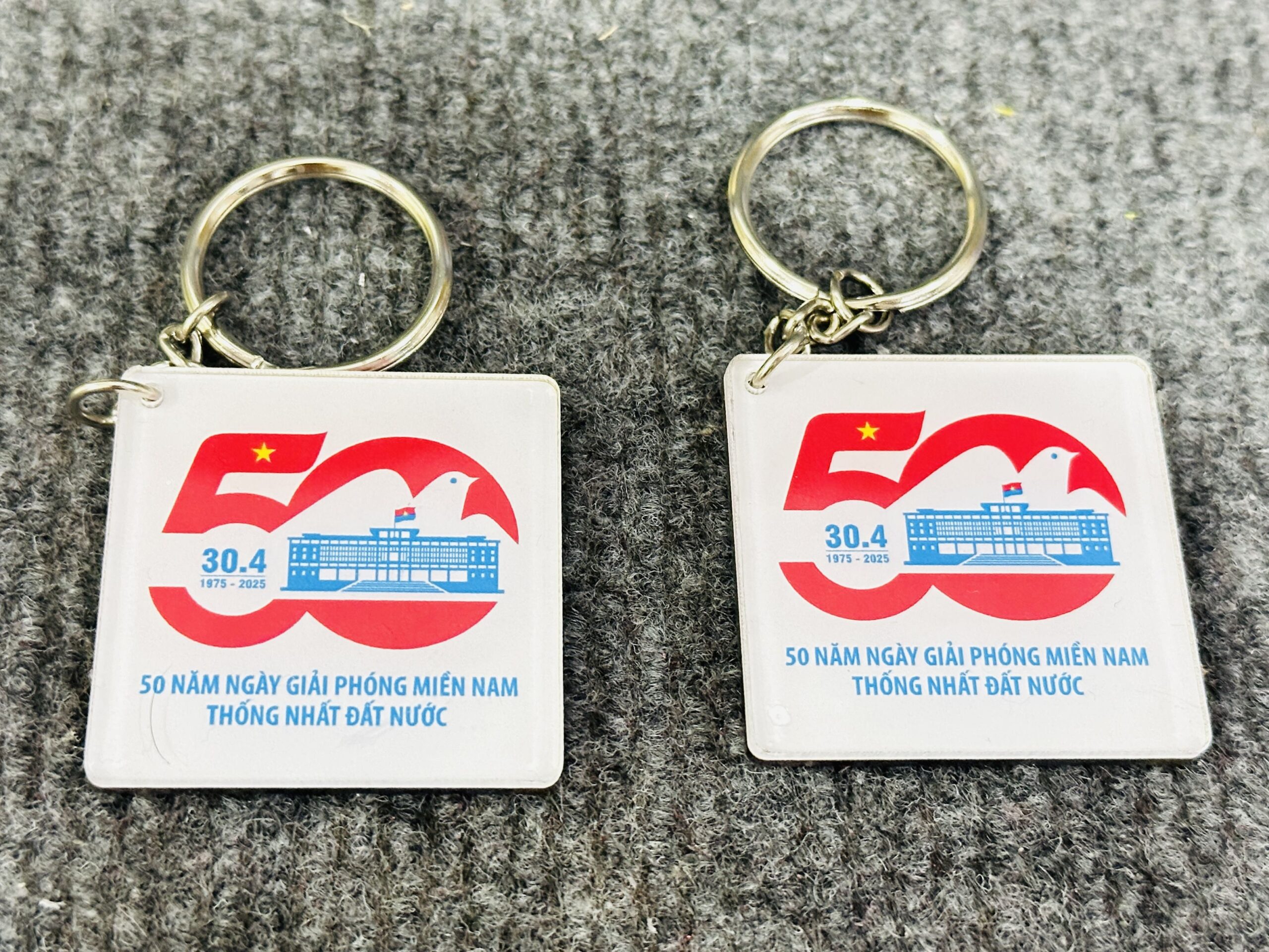 MÓC KHOÁ SẢN XUẤT THEO YÊU CẦU 17 1 z6871741728755 beab8b30a0c131e2cc2fd25428eb5571 scaled