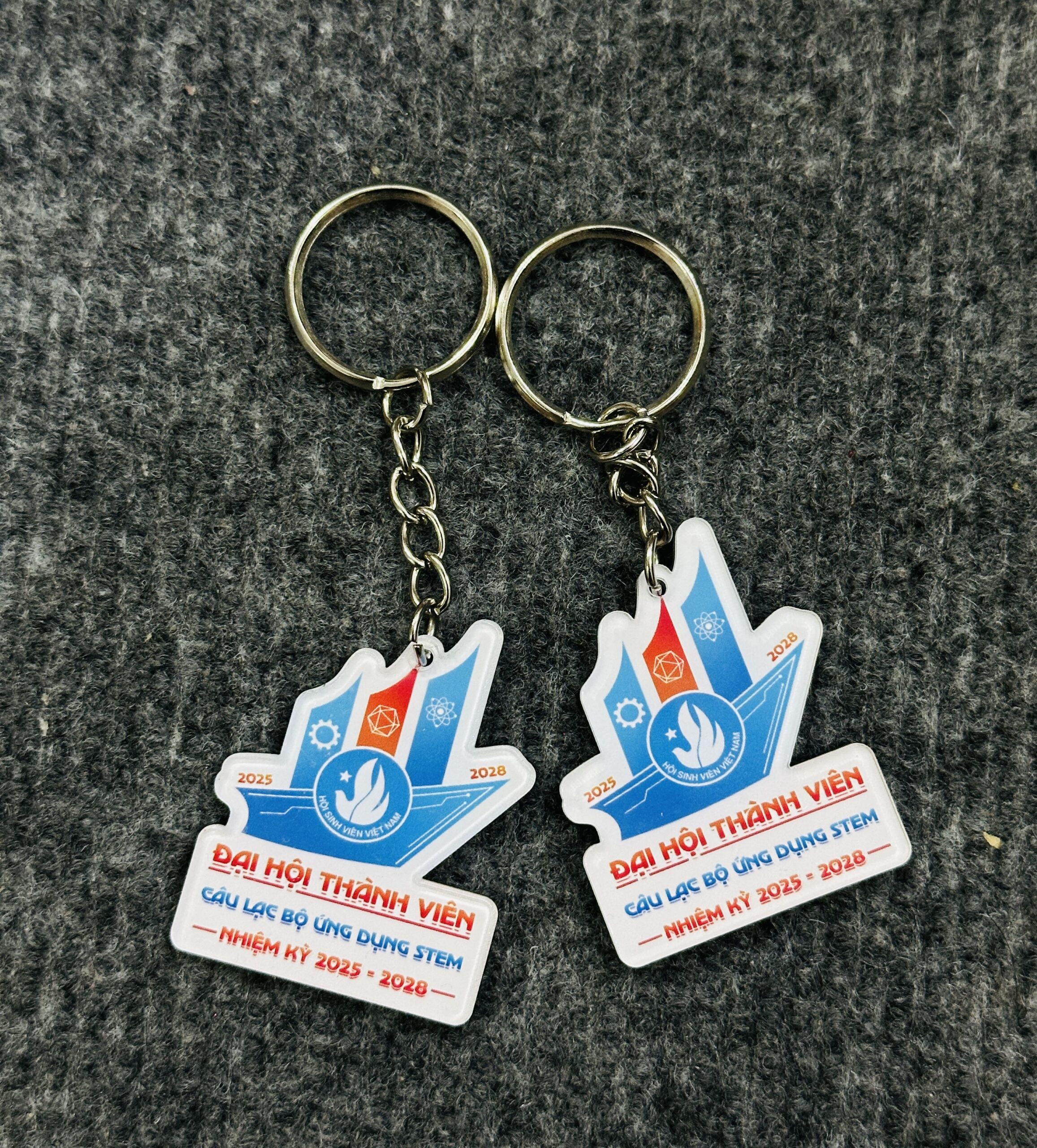 MÓC KHOÁ SẢN XUẤT THEO YÊU CẦU 15 3 z6871741782979 94b6f999c87fabce21e620f9224cb704 scaled