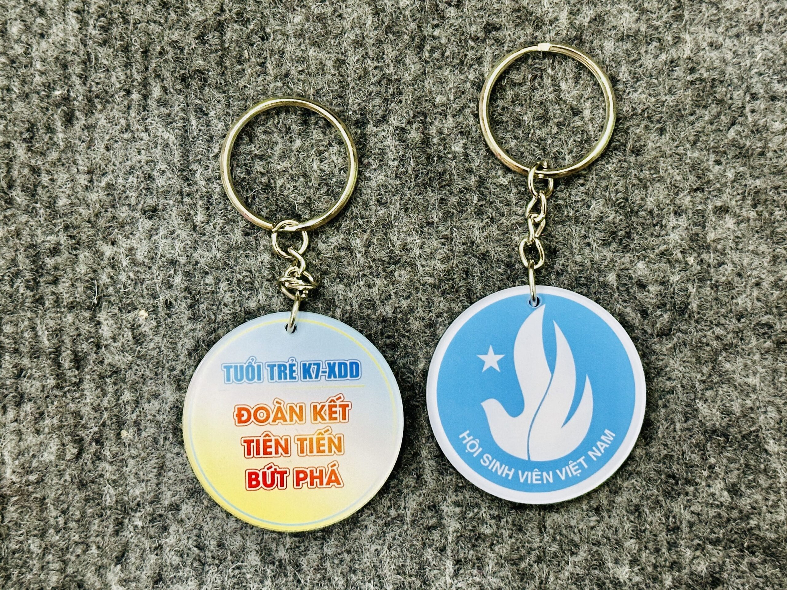 MÓC KHOÁ SẢN XUẤT THEO YÊU CẦU 13 4 z6871741832936 b3e49cb0b6cf304444b0e454eebc99a3 scaled