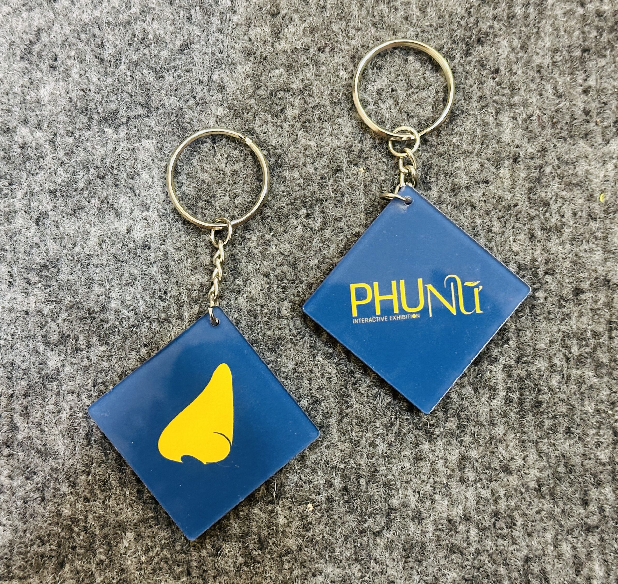 MÓC KHOÁ SẢN XUẤT THEO YÊU CẦU 12 2 z6871741870644 8d014235d0cc57e2c7d4feb9c3959b6b scaled