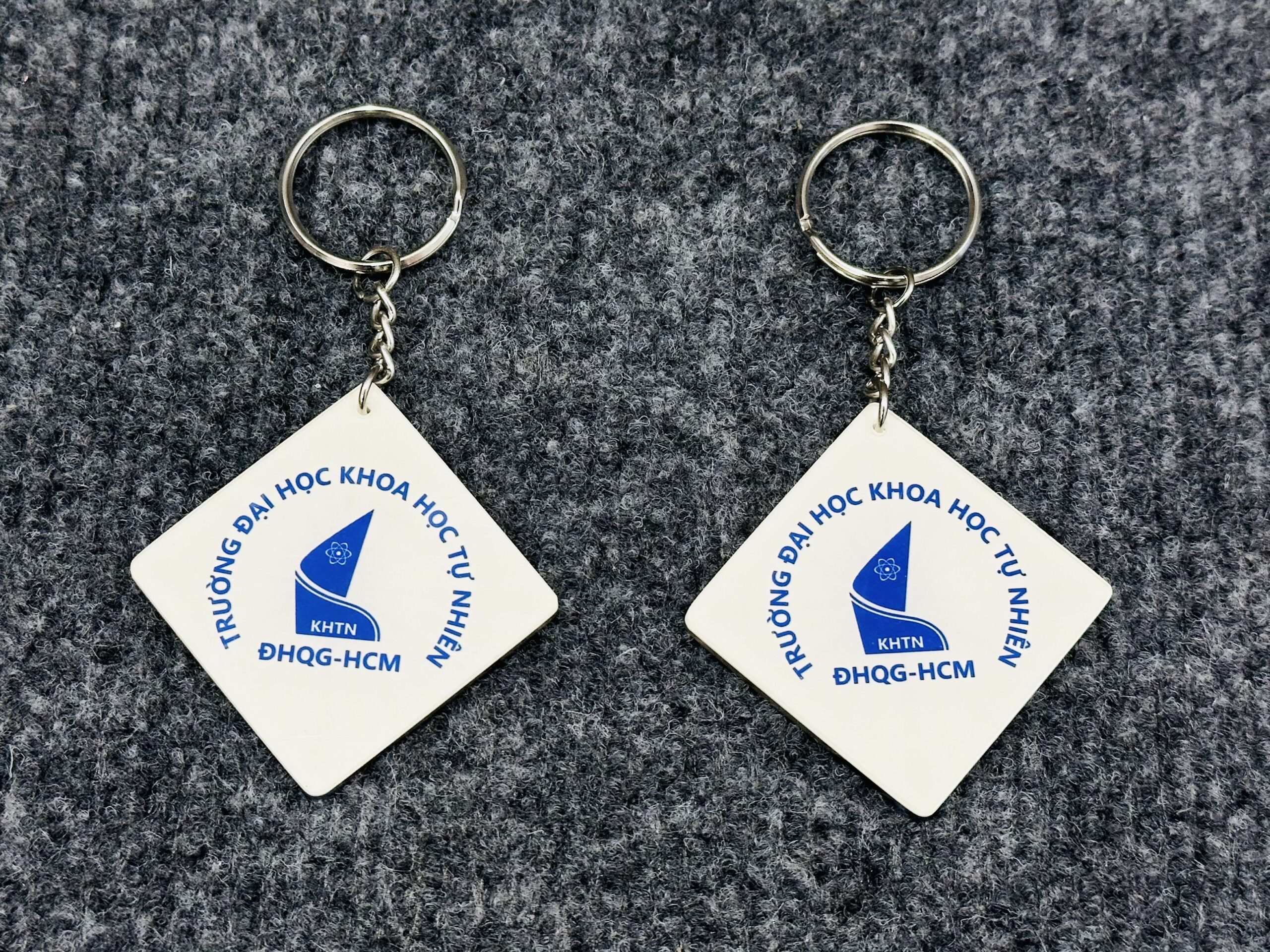 MÓC KHOÁ SẢN XUẤT THEO YÊU CẦU 03 4 z6871745592971 a5fc3b9029fc69a1a4320361f1e857fa scaled