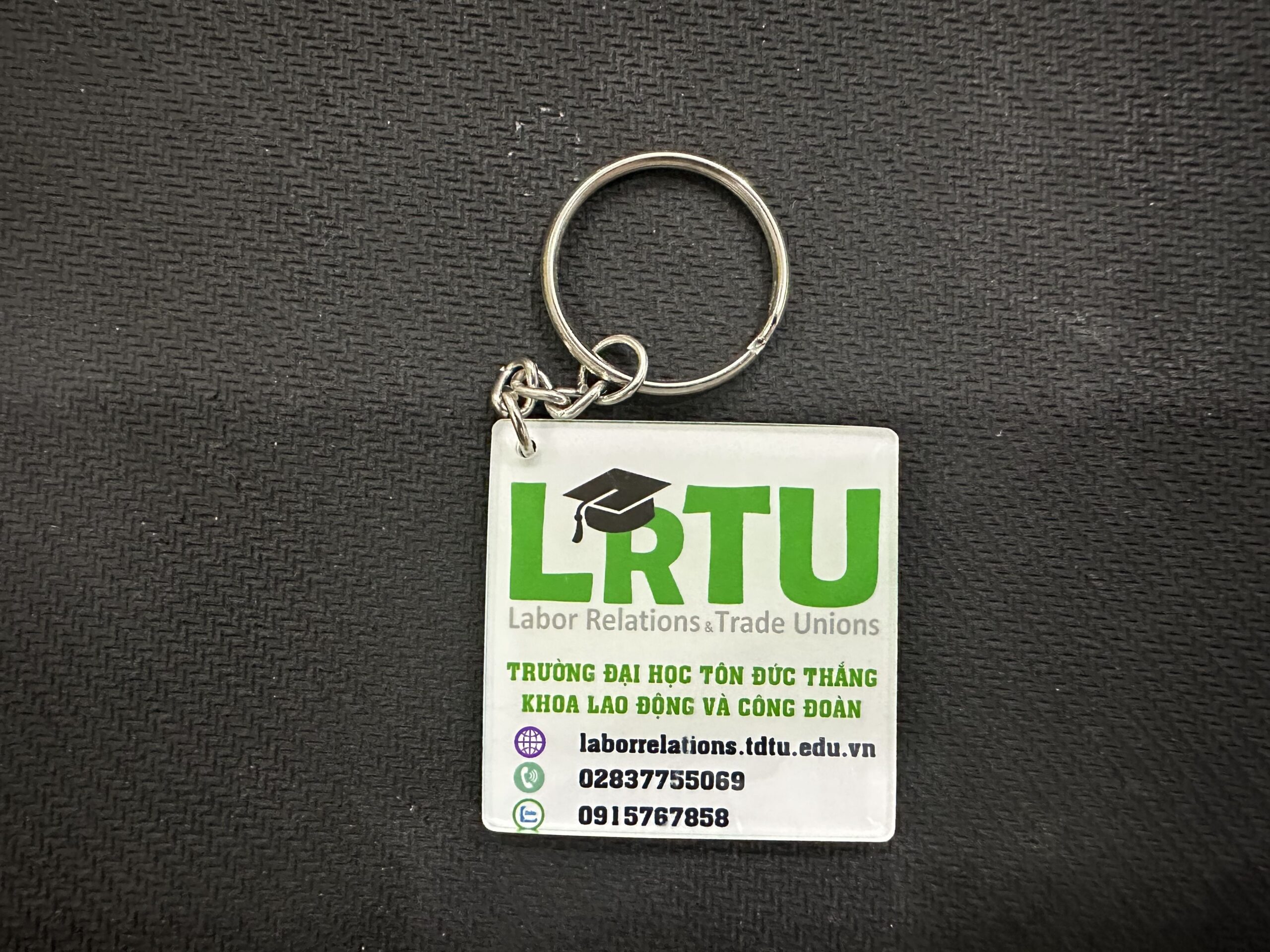 MÓC KHOÁ SẢN XUẤT THEO YÊU CẦU 01 4 z6871745643799 ce45a4d2aeb779c4d2df98b485cecc6a scaled