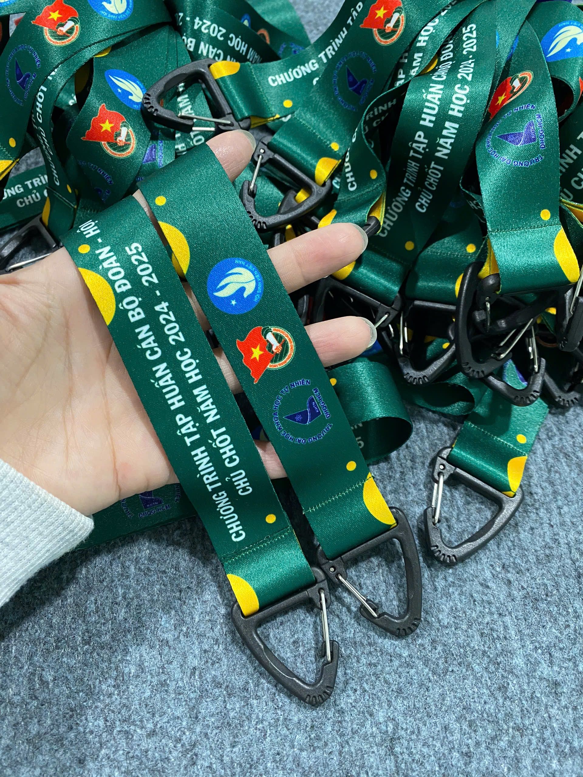 DÂY MÓC KHOÁ 02 3 z6871757049939 6c8a53d1778583cae8a32830f7834243