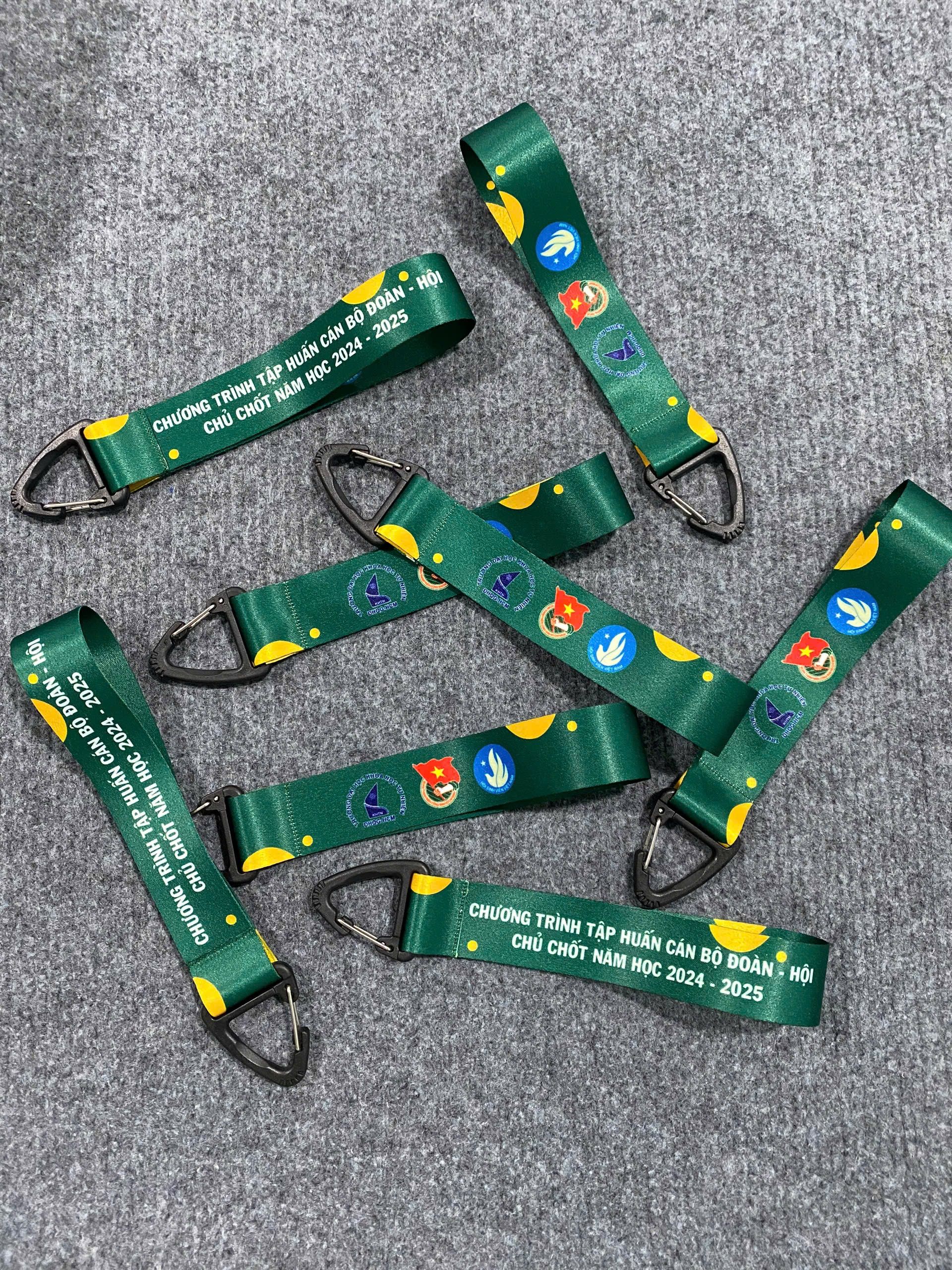 DÂY MÓC KHOÁ 02 2 z6871757055039 389002f4192bd3d3b530b52b98727e1c